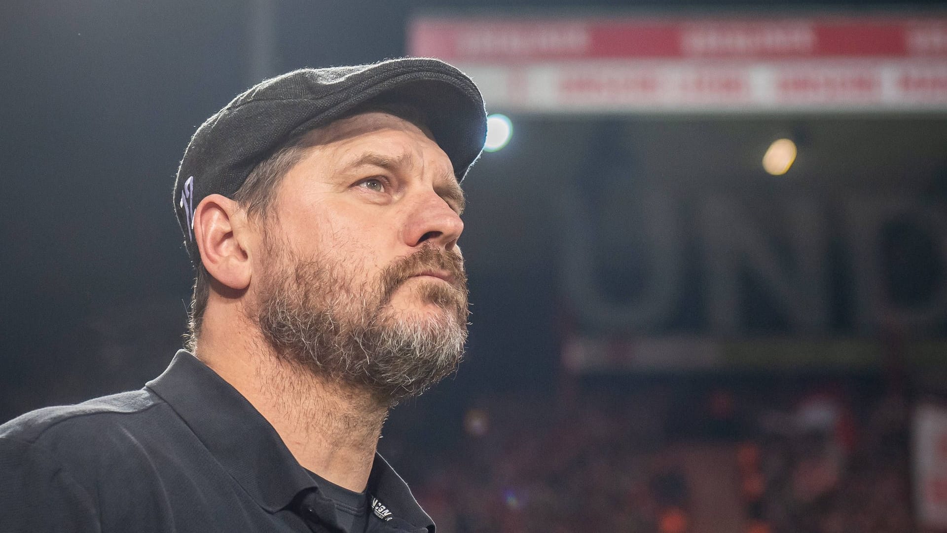 Steffen Baumgart im Stadion an der Alten Försterei: Die Spielstätte von Union Berlin ist nun sein Arbeitsplatz.