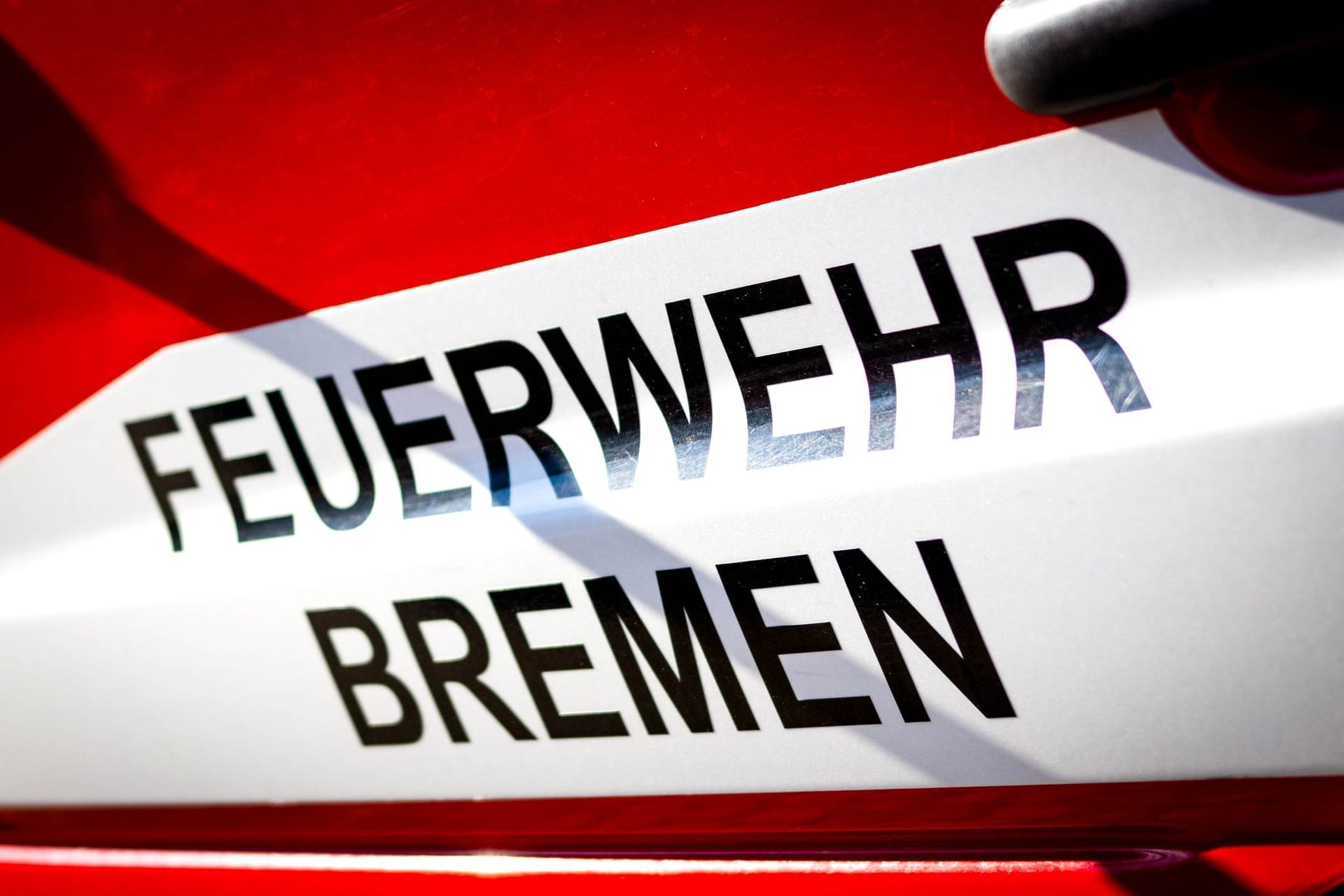 Logo der Bremer Feuerwehr (Symbolfoto): Der Fall beschäftigte jahrelang die Justiz.