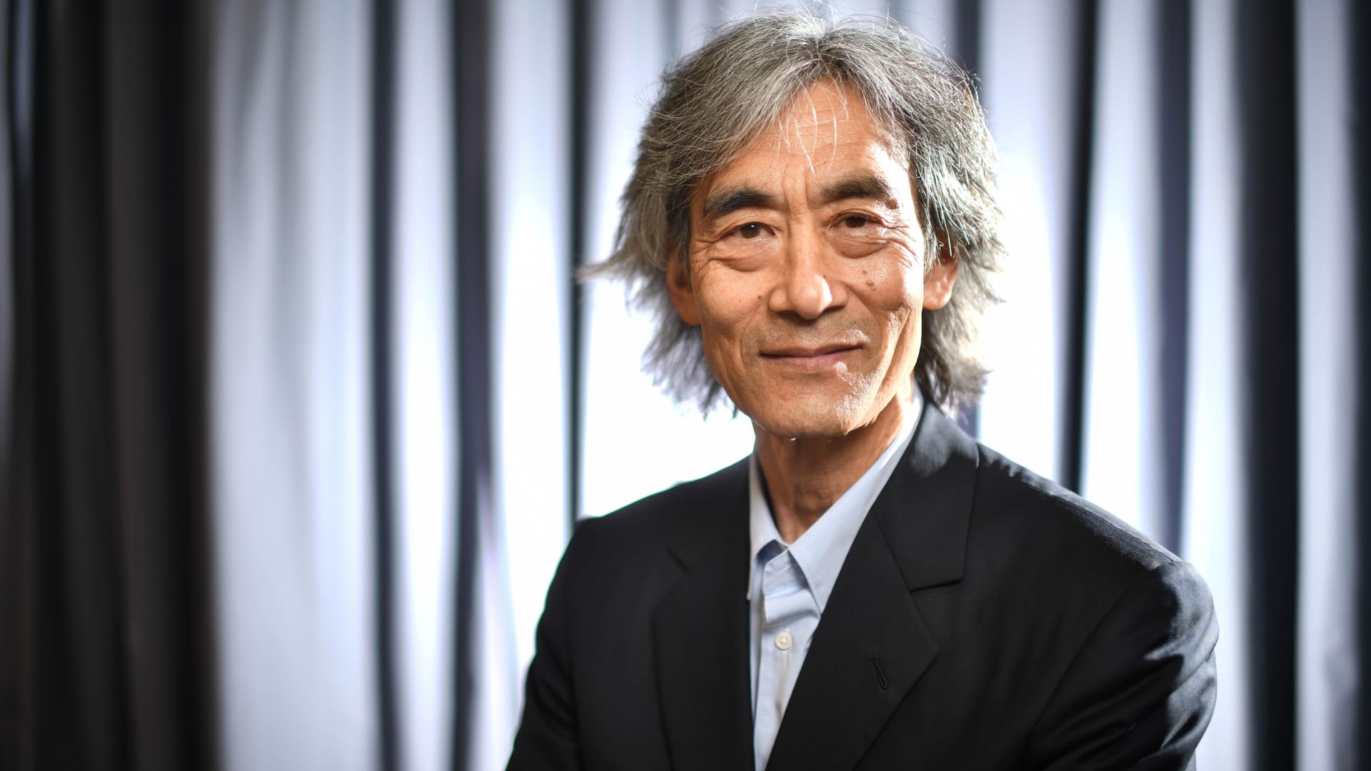 Kent Nagano: Ab 2026 wird der Stardirigent in Madrid ein neues Kapitel mit Spaniens Nationalorchester aufschlagen. (Archivbild)