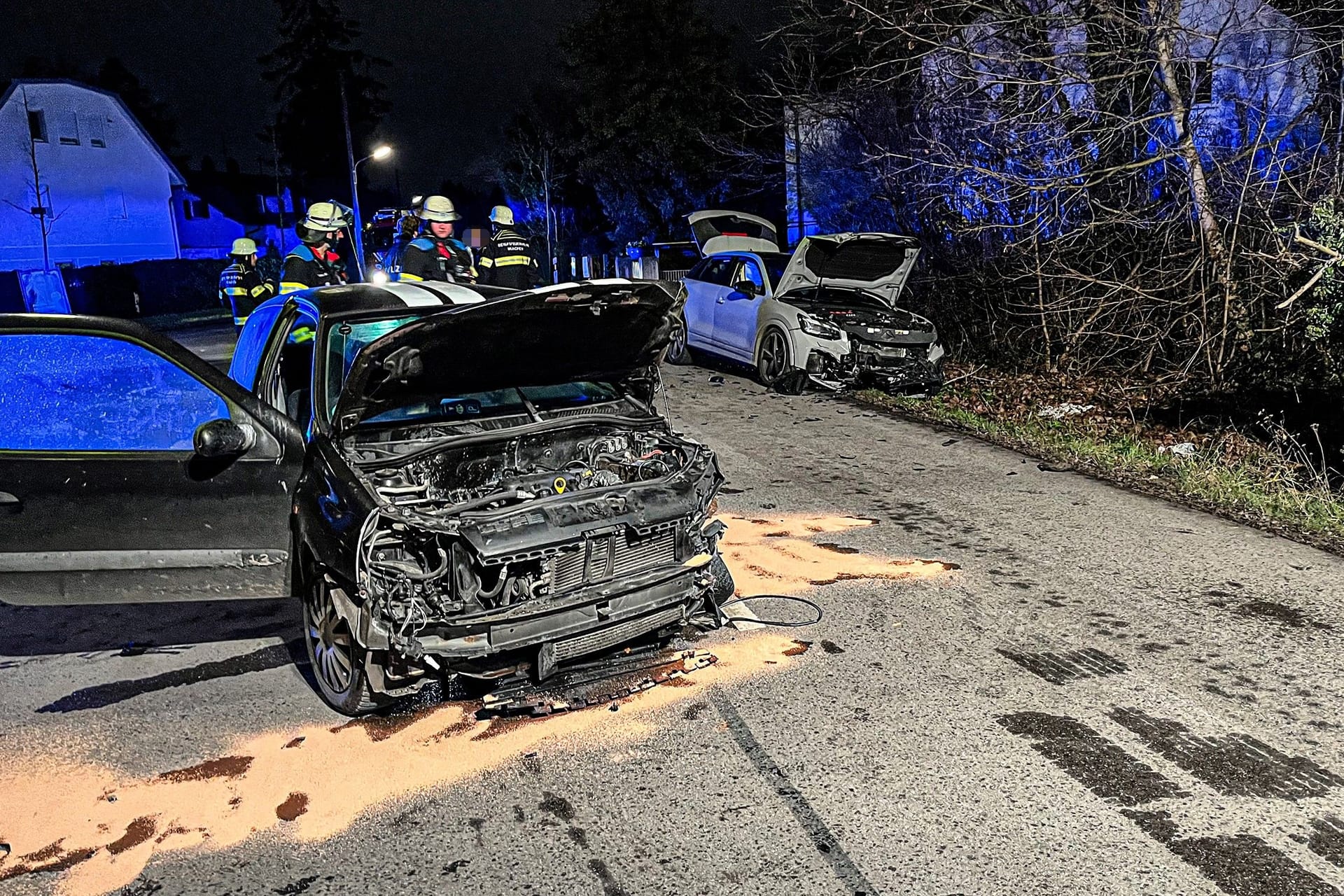 Kaum mehr zu erkennen: An dem Unfall waren ein Renault Clio sowie ein Audi A3 beteiligt.