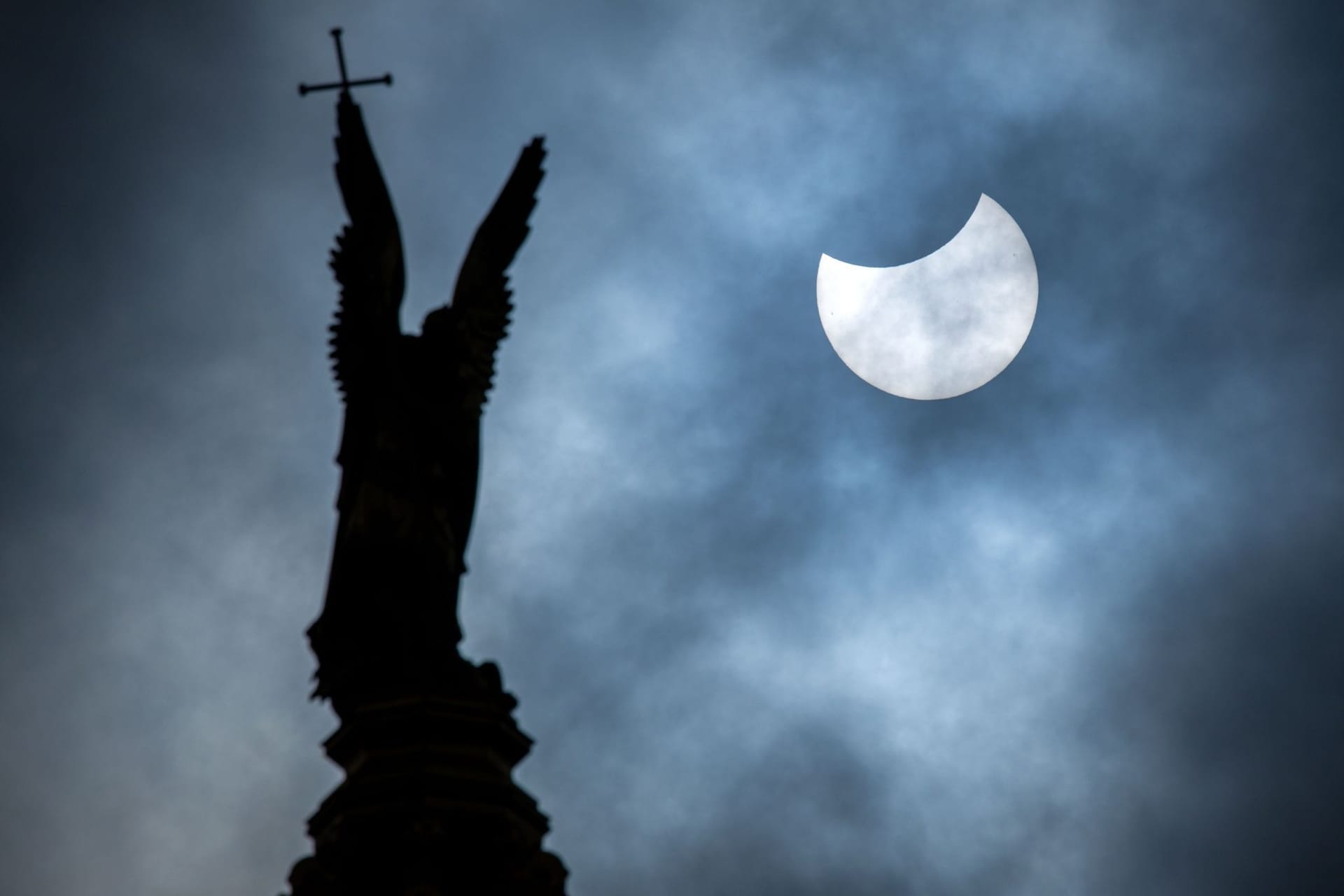Partielle Sonnenfinsternis - Schwerin