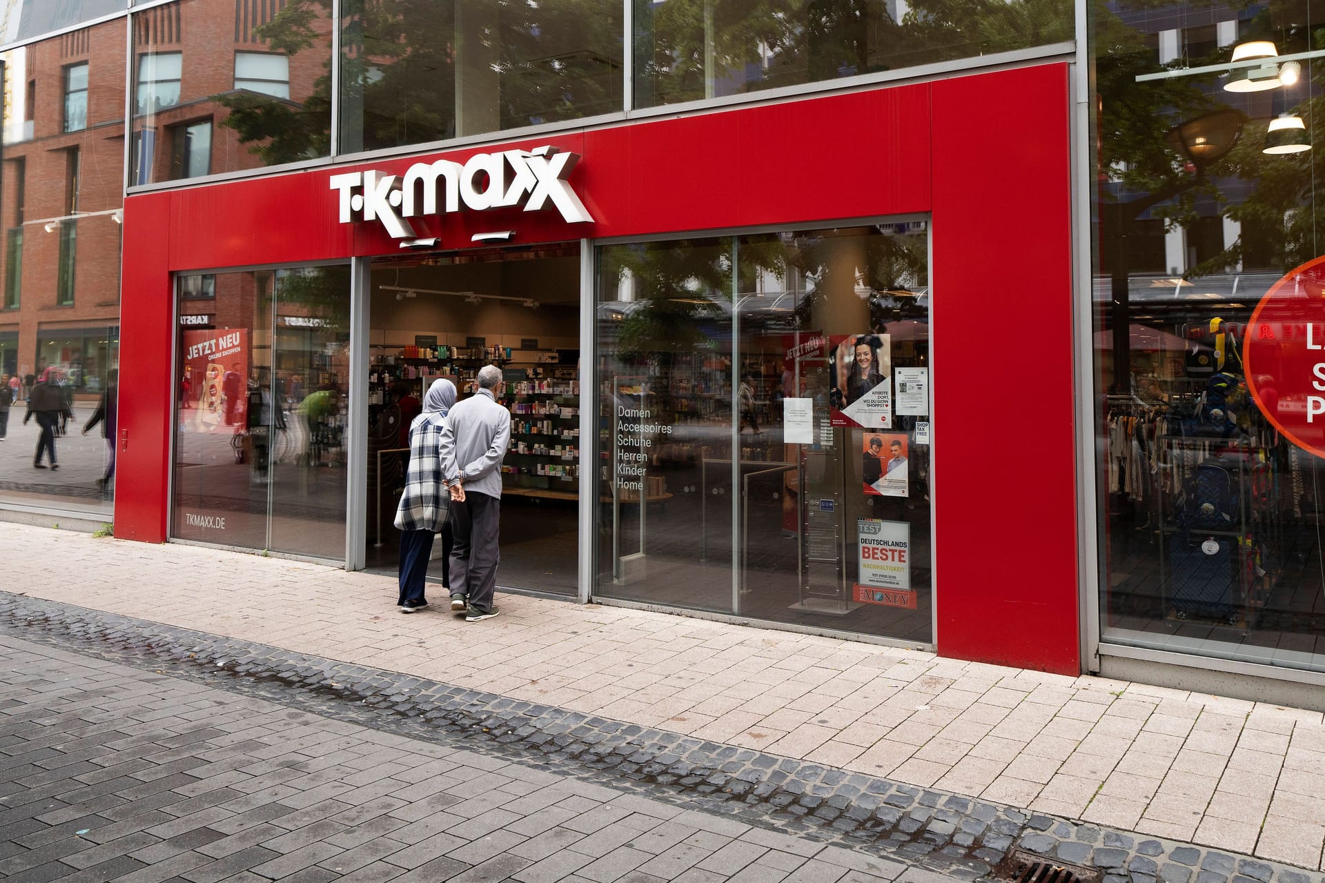 Eine Filiale von TK Maxx: Die Kaufhauskette kommt mitten in die Bremer Innenstadt.