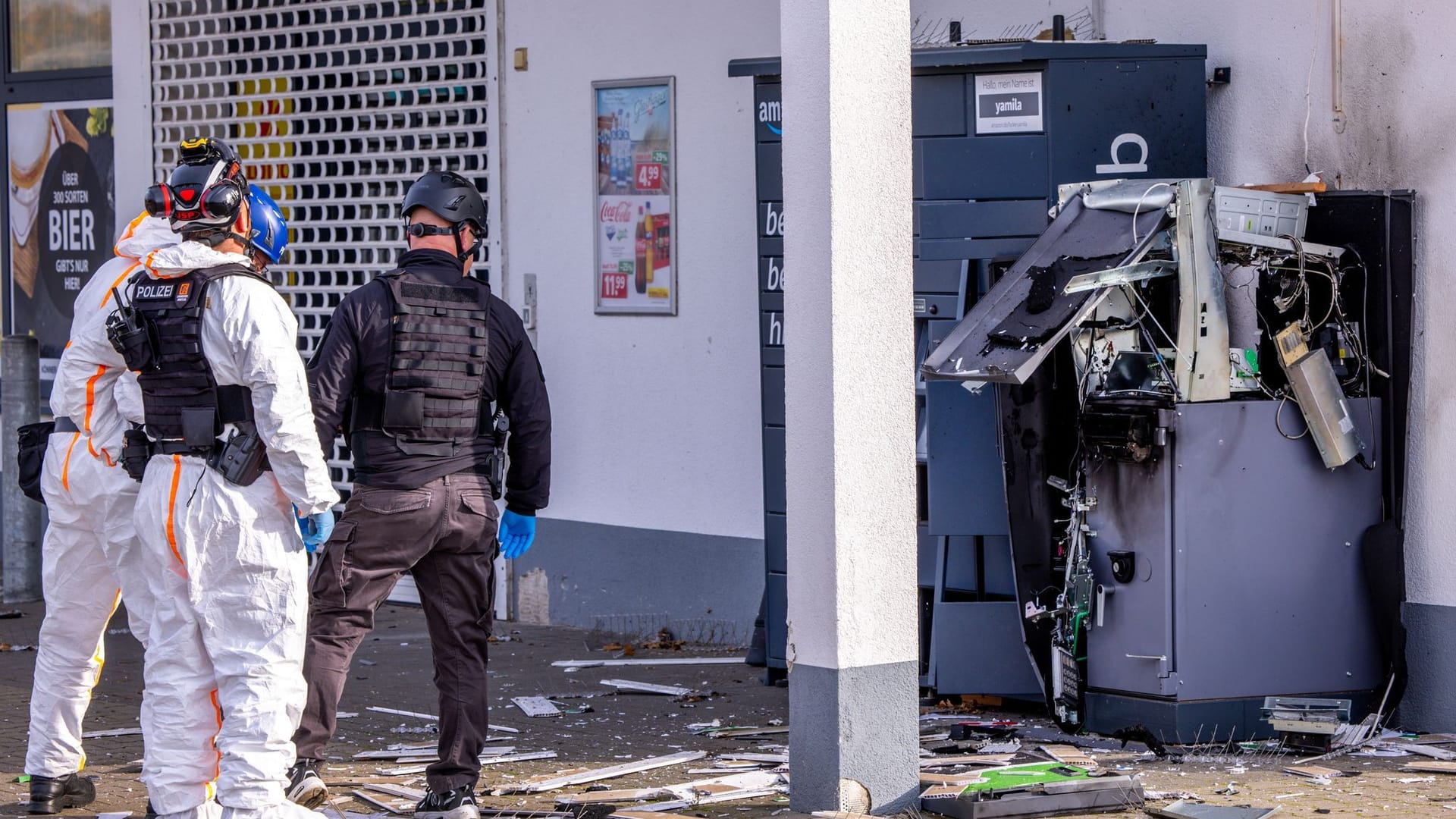 Gesprengter Geldautomat in Mecklenburg-Vorpommern wird untersucht