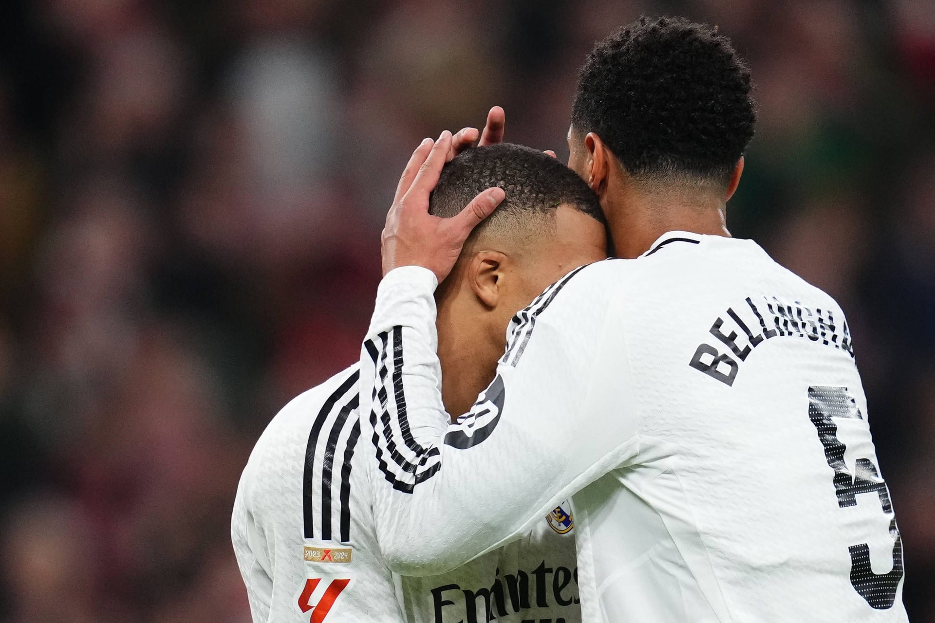 Kylian Mbappé (l.) und Jude Bellingham: Bei Real läuft es derzeit drunter und drüber.