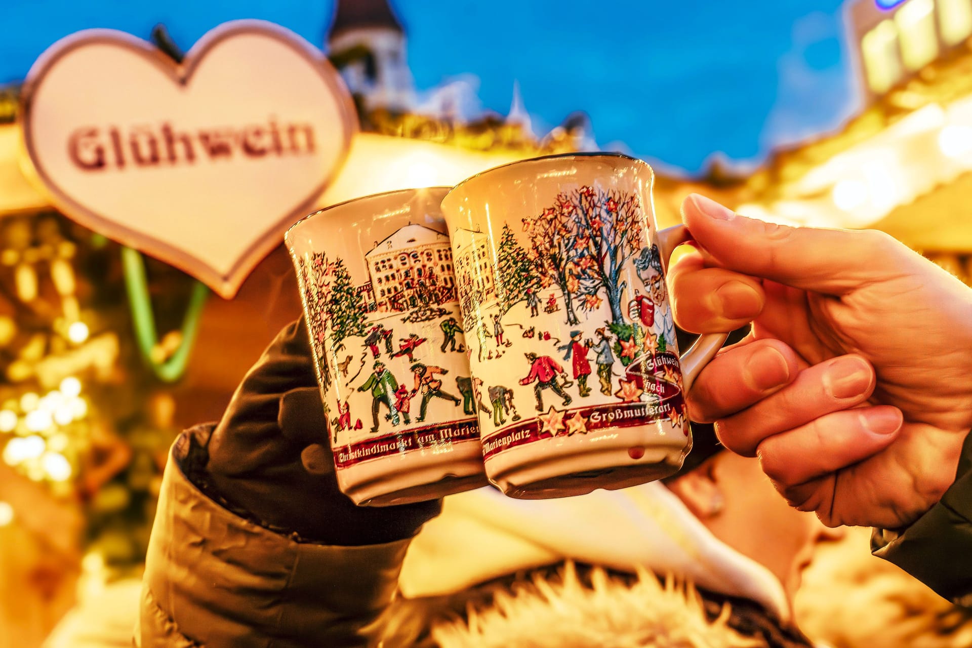 Glühwein: Der heiße Wein zählt zu den beliebtesten Getränken auf dem Weihnachtsmarkt.