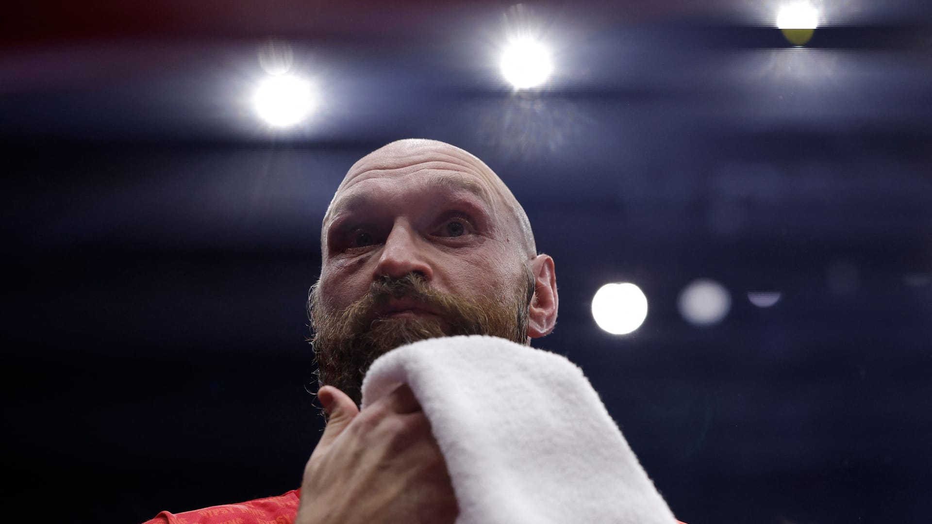 Pure Enttäuschung: Tyson Fury mochte nicht glauben, was er gerade gehört hatte. Das Urteil fiel eindeutig gegen ihn aus.