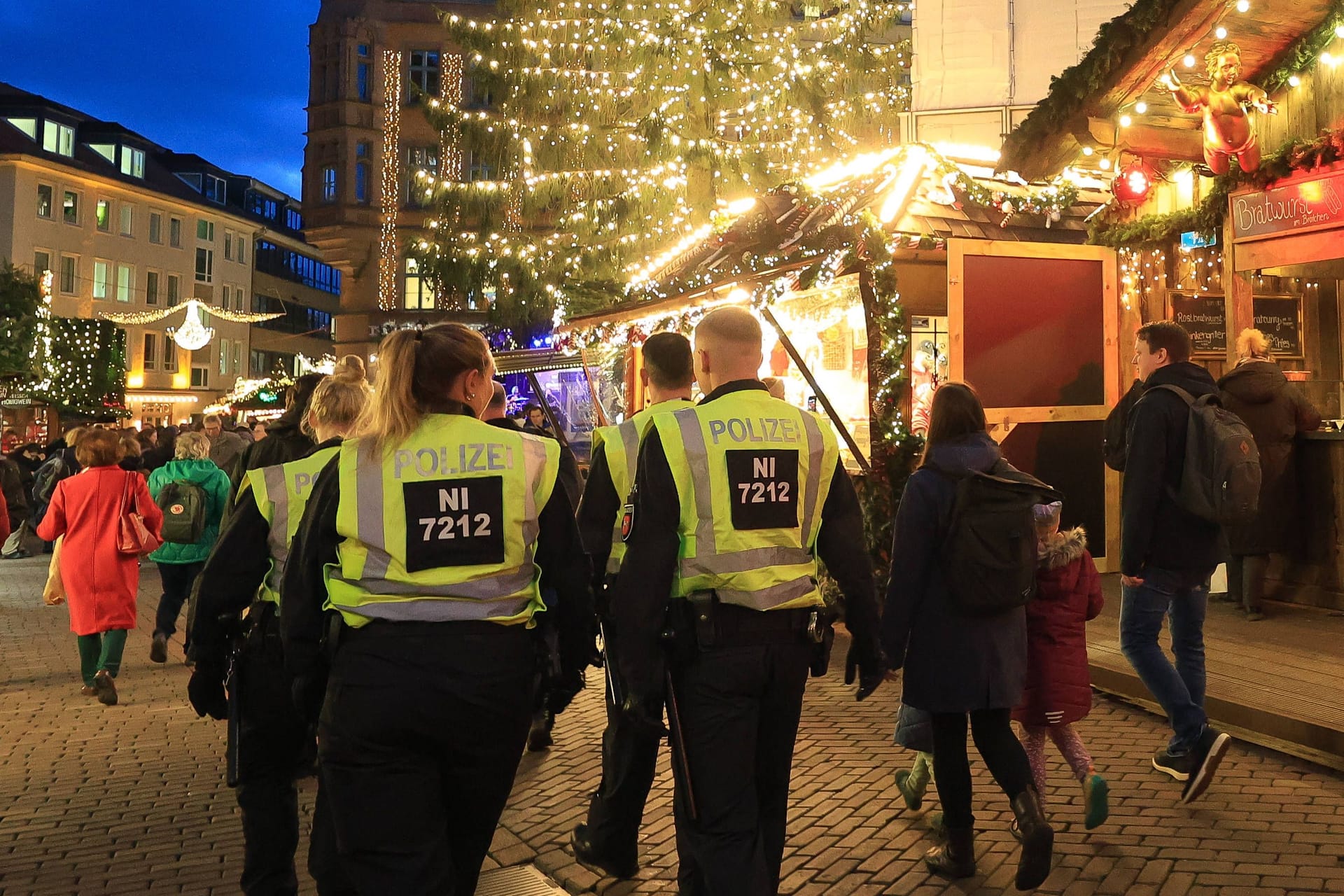 Mehr Polizeipräsenz auf dem Weihnachtsmarkt: Teile der Veranstaltung werden zudem videoüberwacht.