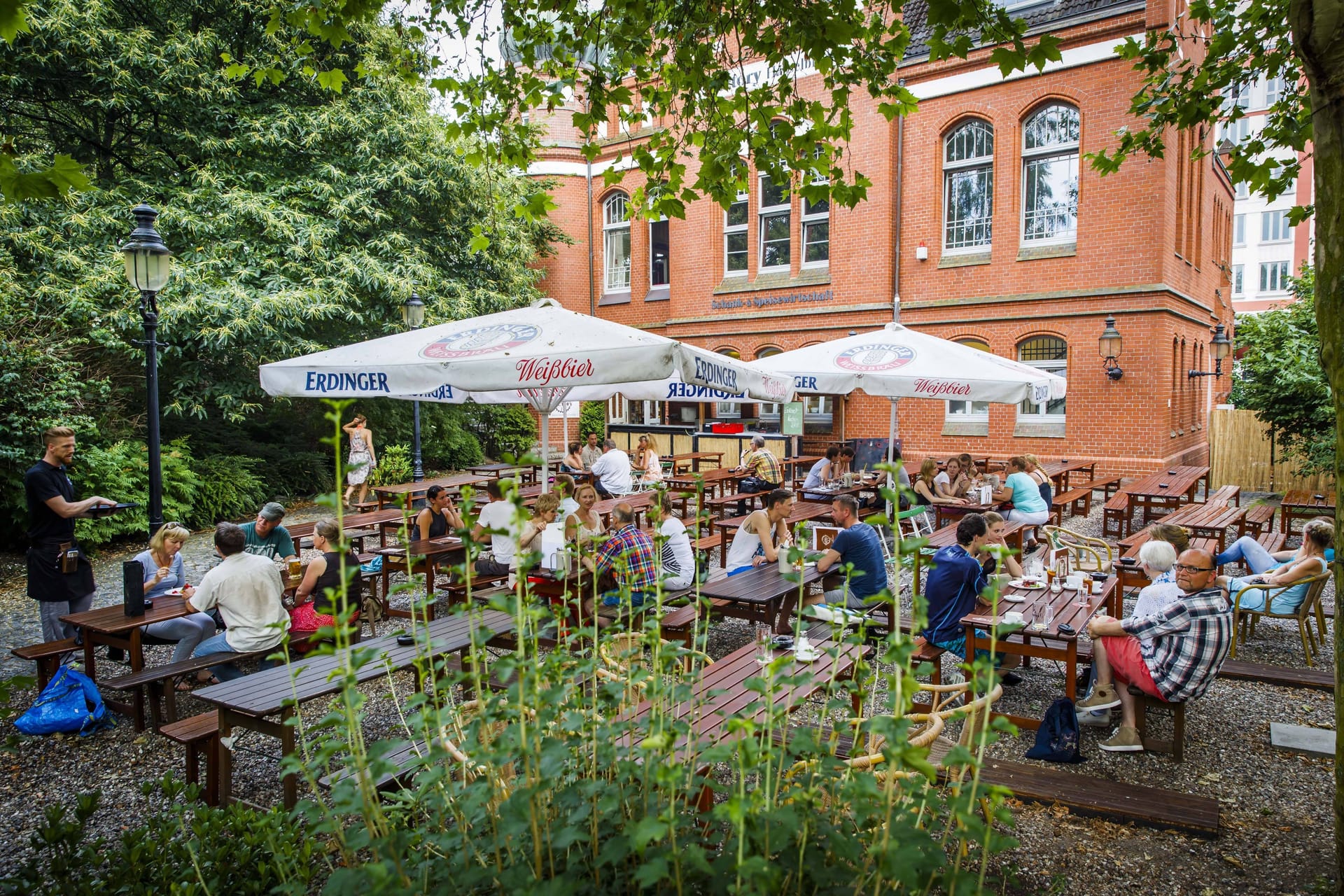 Hamburger mussten sich im Jahr 2024 von zahlreichen Restaurants verabschieden – darunter auch die "Factory Hasselbrook" (Archivbild).