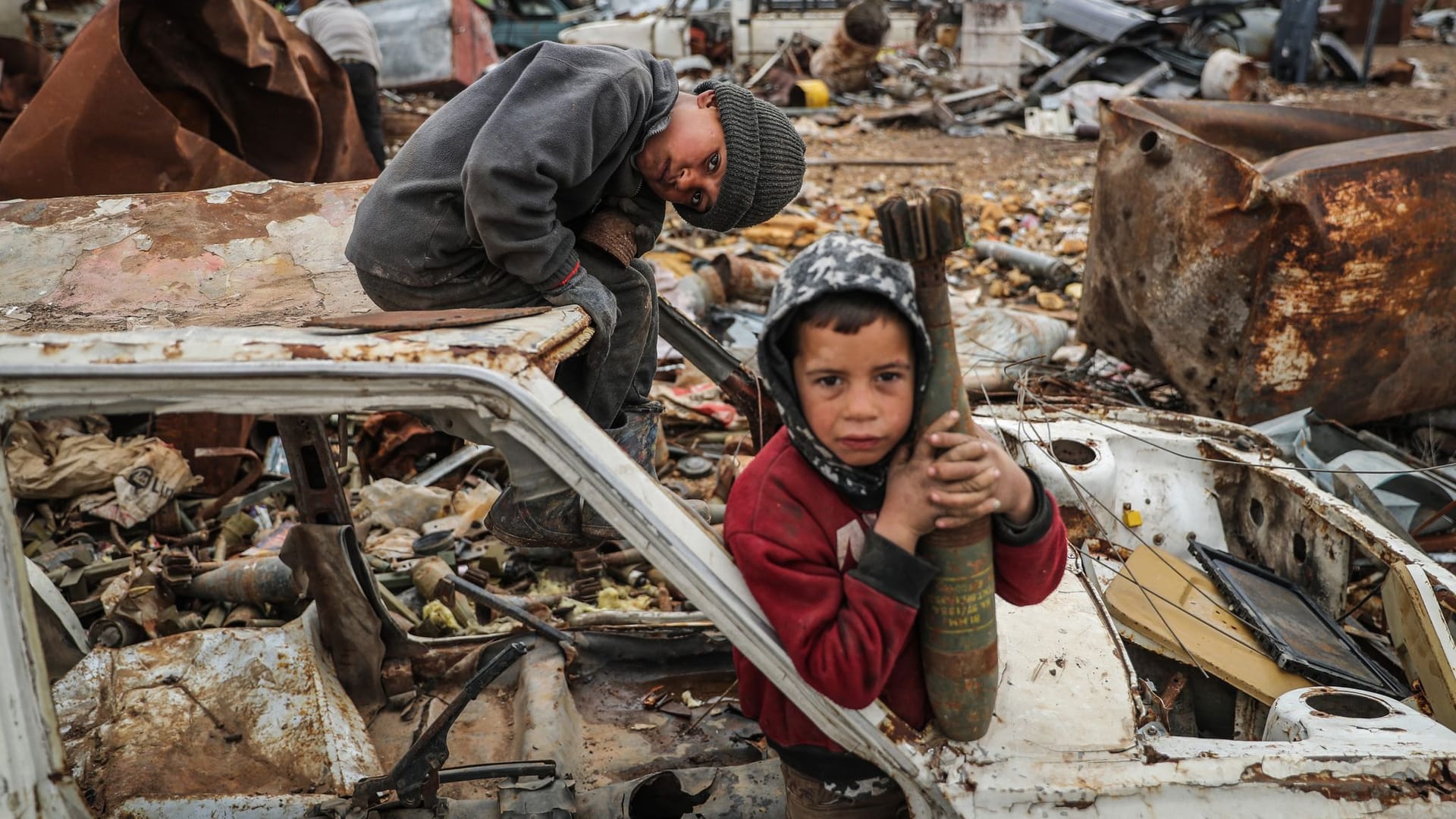 Syrien, Idlib: Die Bevölkerung leidet seit über 13 Jahren unter dem Bürgerkrieg.