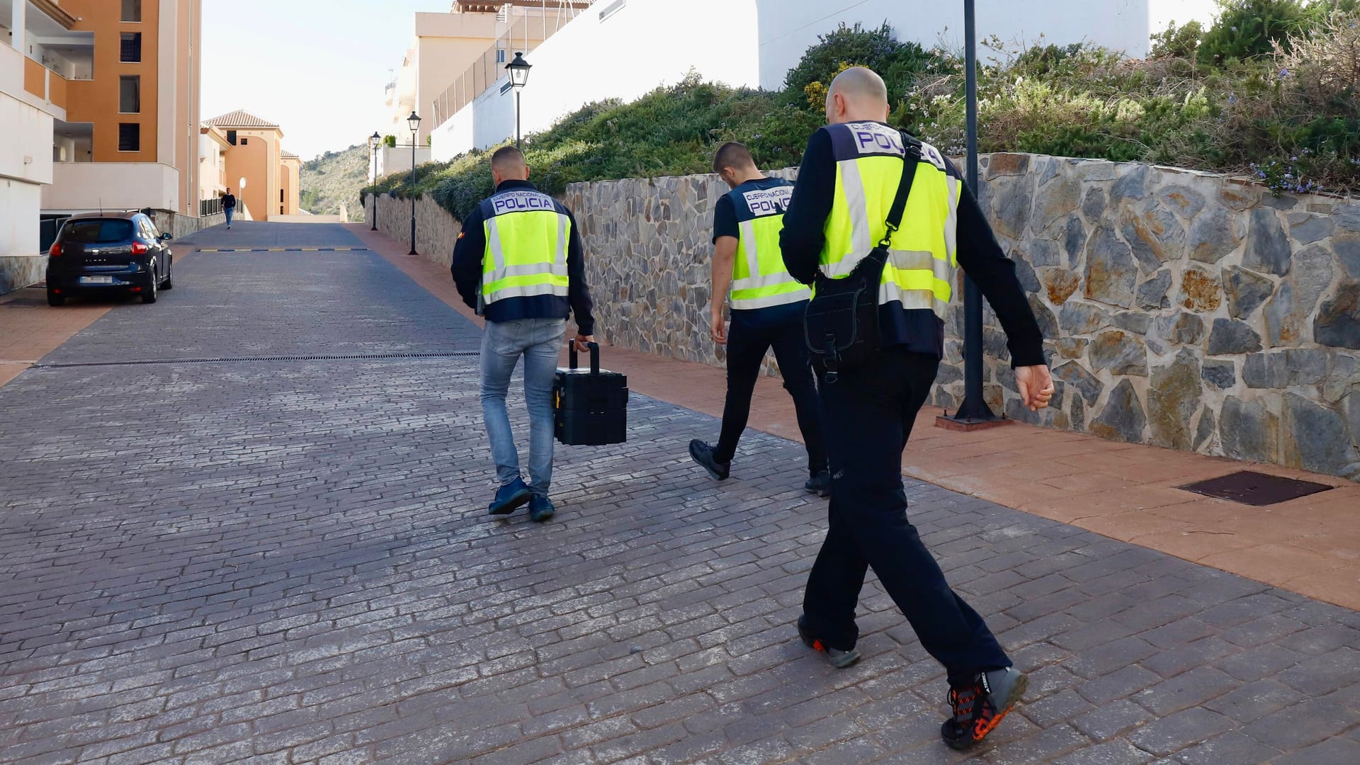 Spanische Polizisten (Symbolbild): Den Festgenommenen drohen hohe Haftstrafen.