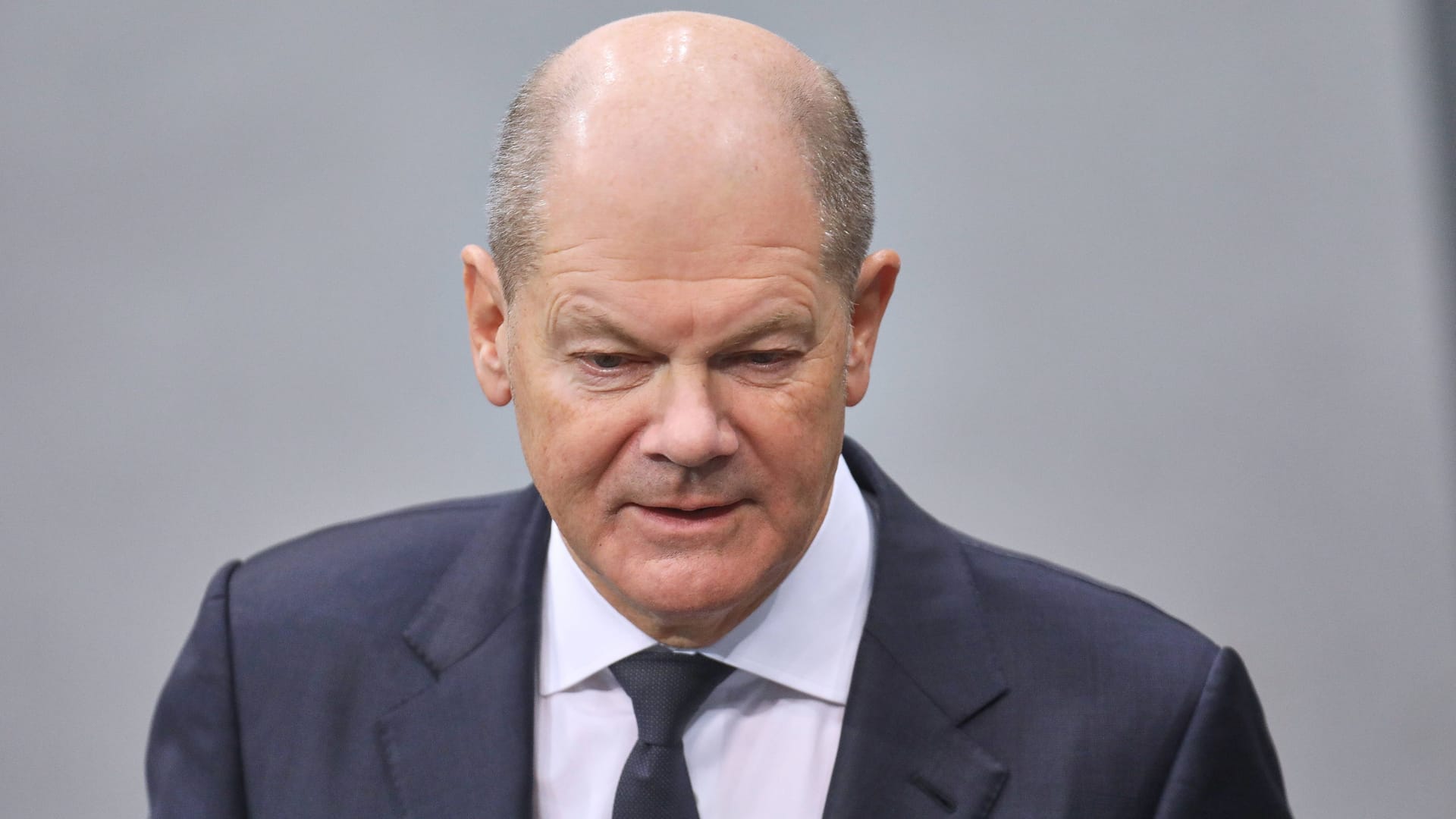 Olaf Scholz im Bundestag. Beim Thema Syrien wurde der Kanzler nun innovativ.