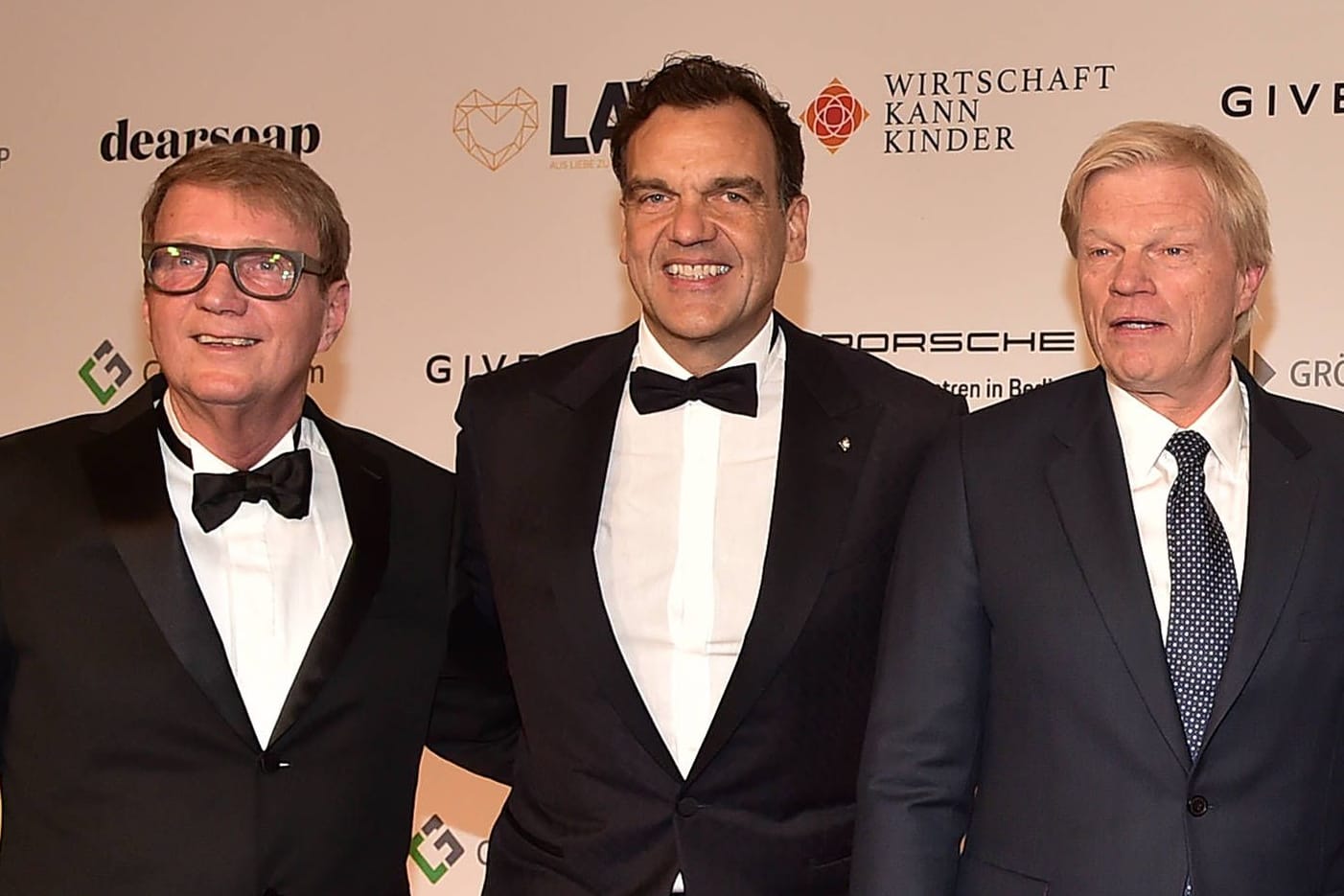 Ex-CDU-Politiker Ronald Pofalla, Christoph Gröner und Oliver Kahn (v.l.n.r.) bei einer Spendengala im Jahr 2023.