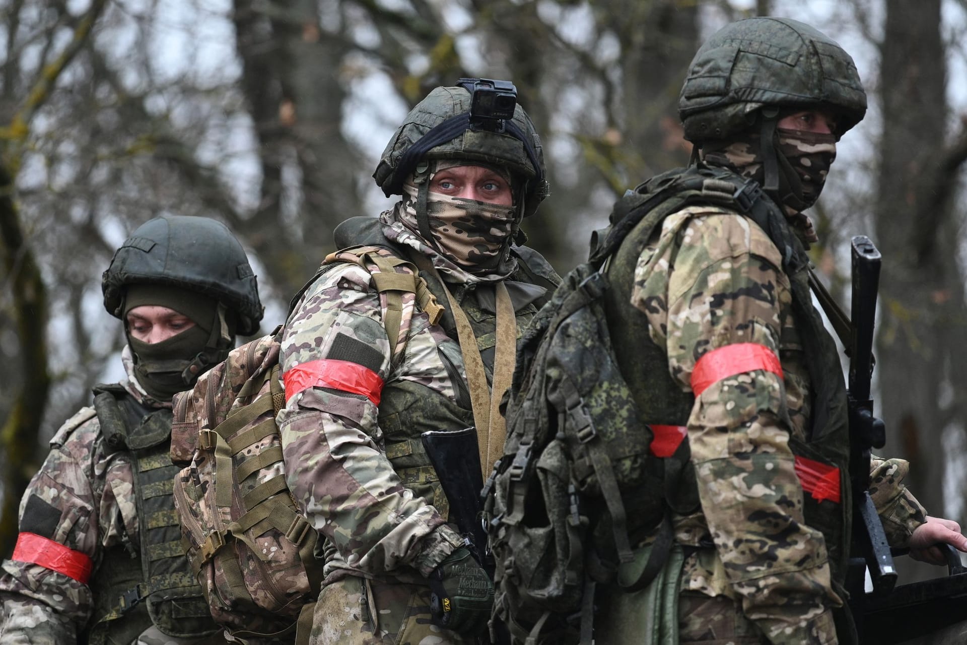 Russische Soldaten im Ukrainekrieg: Auch die Putins Armee leidet unter hohen Verlusten.