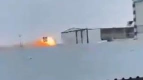 Flugzeugabsturz in Kasachstan: Beim Aufschlag kam es wohl zu einem Feuer.