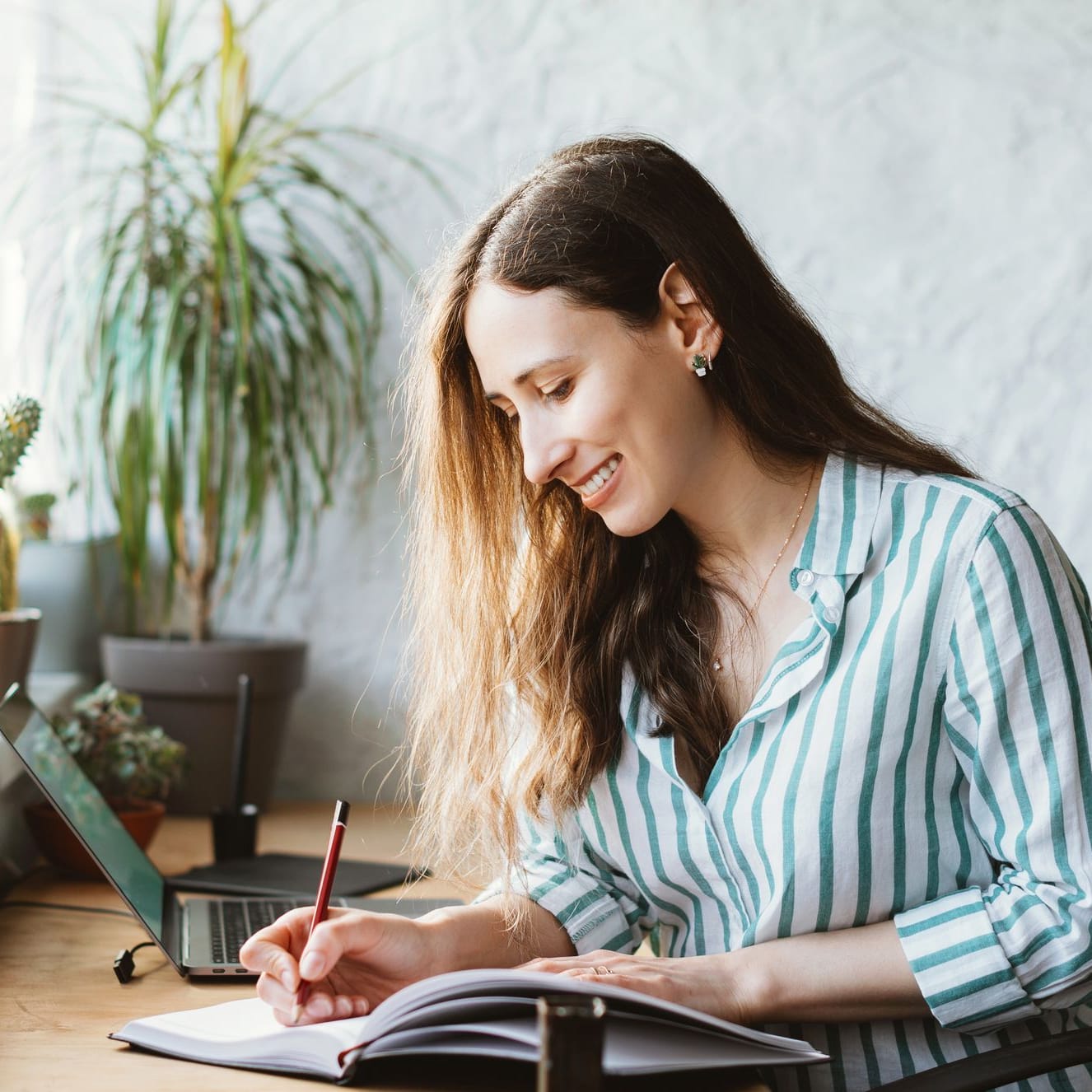 Journaling: Das 6-Minuten-Tagebuch bietet Raum für die tägliche Selbstreflexion.