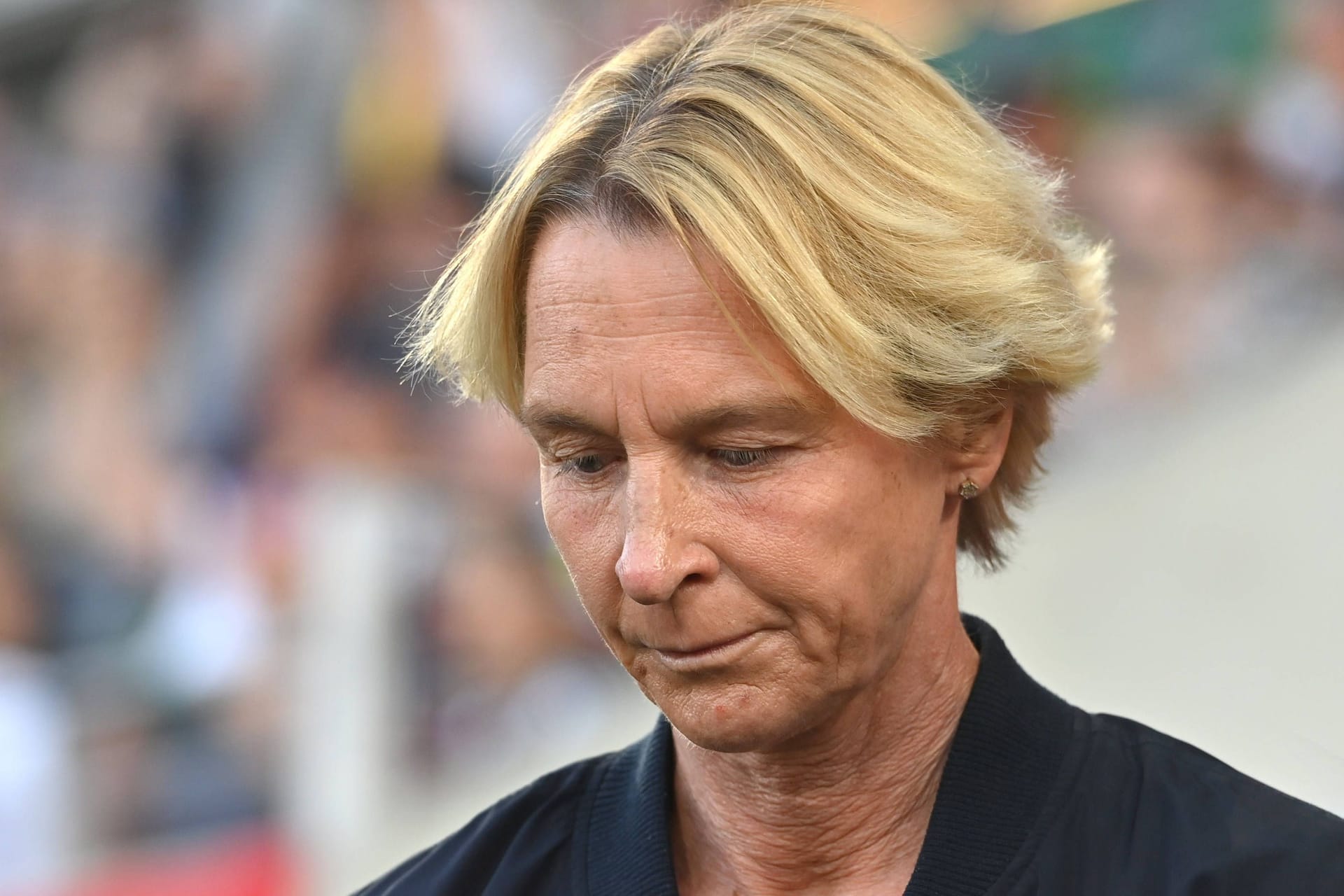 Nachdenklich: Martina Voss-Tecklenburg. Die Ex-Nationalspielerin war von 2018 bis 2023 Bundestrainerin.