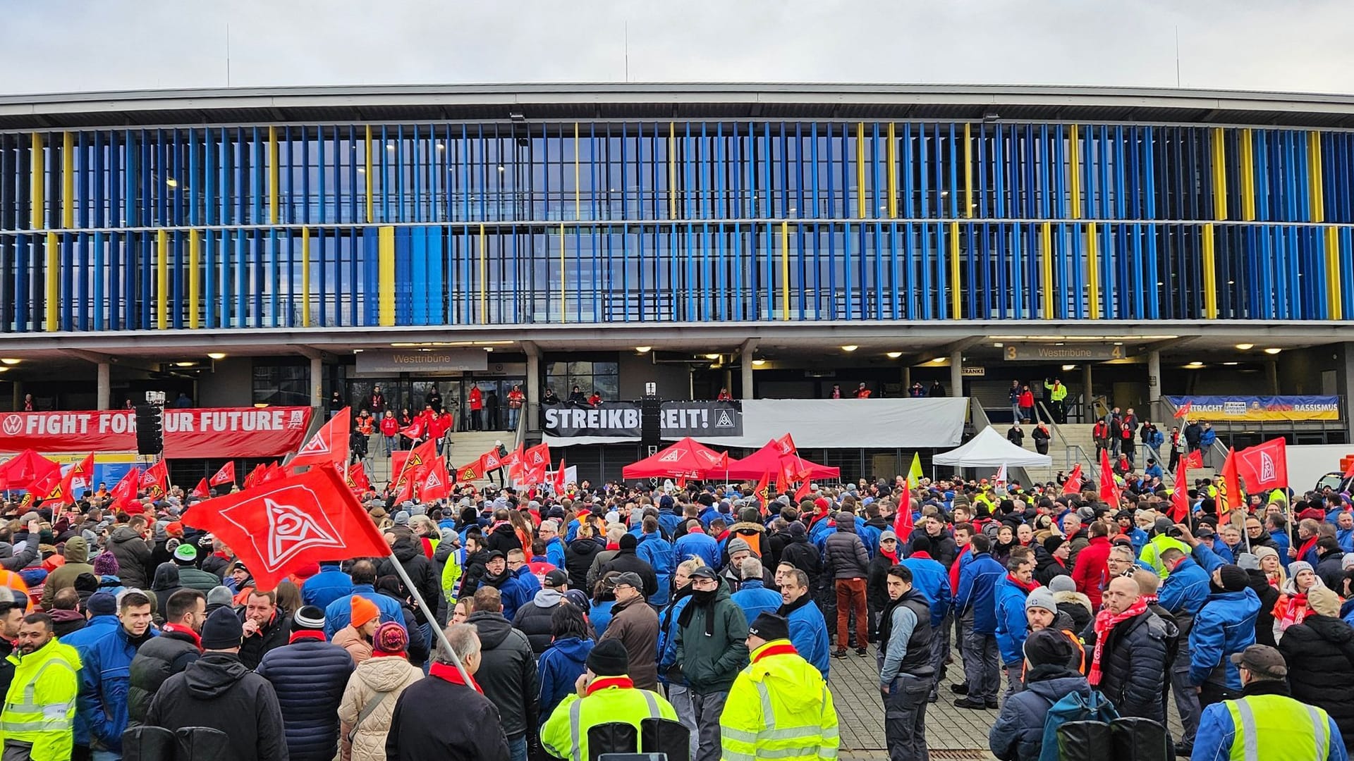 Warnstreik an deutschen Volkswagen-Standorten - Braunschweig