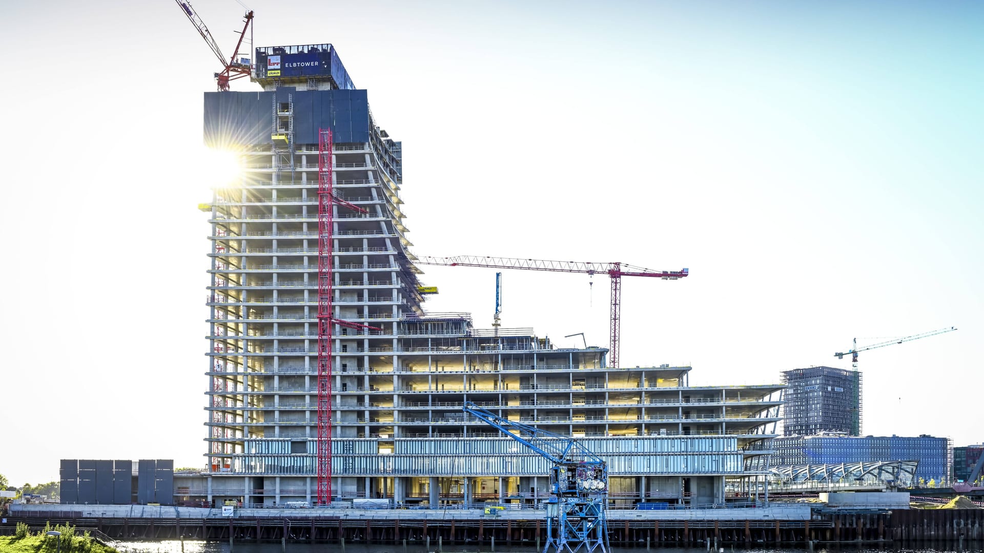 Das Bauprojekt Elbtower in der Hafencity in Hamburg: Das neue Naturkundemuseum ist als Mieter im Gespräch.