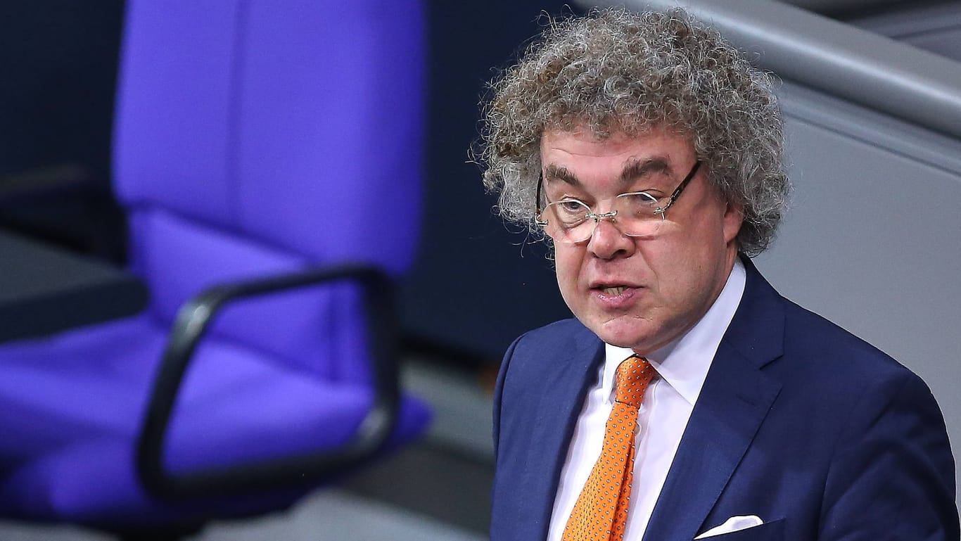 AfD und Geld aus Russland Matthias Moosdorf verwickelt sich in