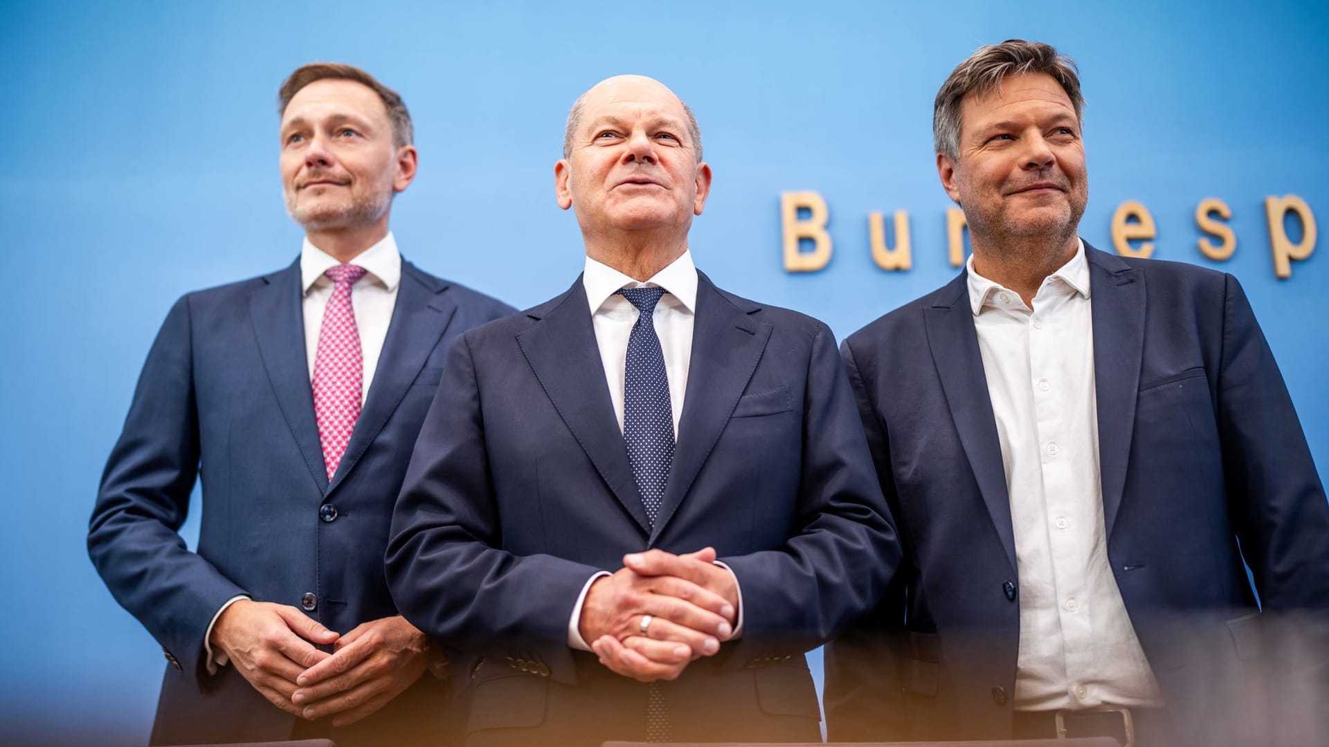 Foto aus besseren Tagen: Anfang Juli traten die Spitzen der früheren Ampel-Koalition noch gemeinsam vor die Presse.