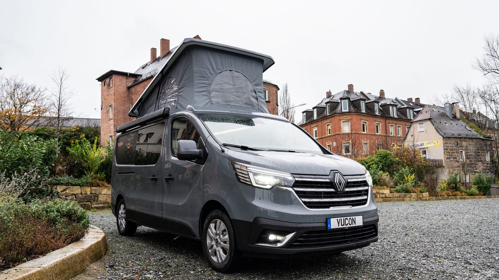 Leicht überarbeitet: Der Yucon Campervan von Frankia, ein ausgebauter Renault Trafic, hat ein kleines Update bekommen.