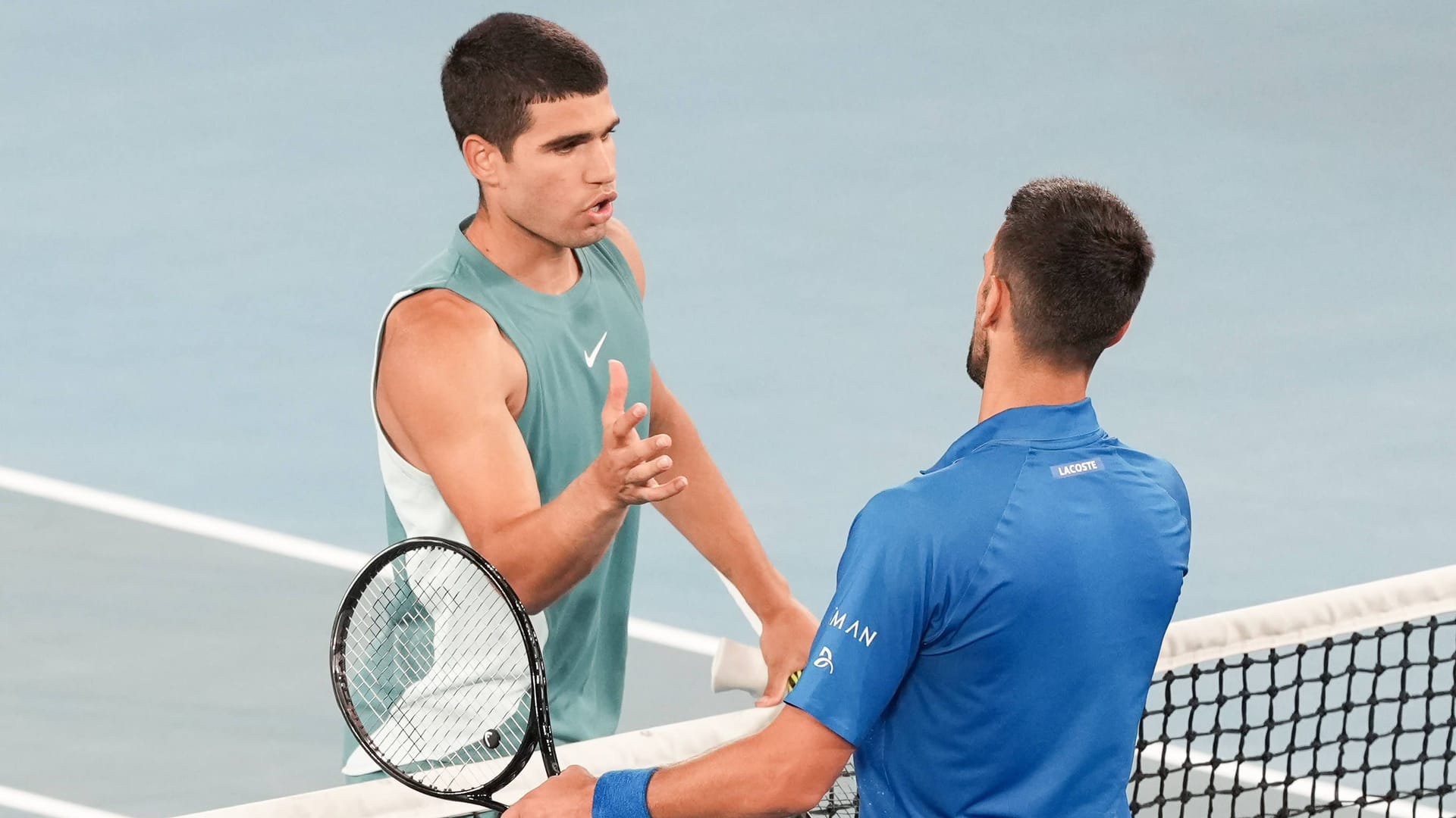 Carlos Alcaraz (l.) musste sich geschlagen geben.