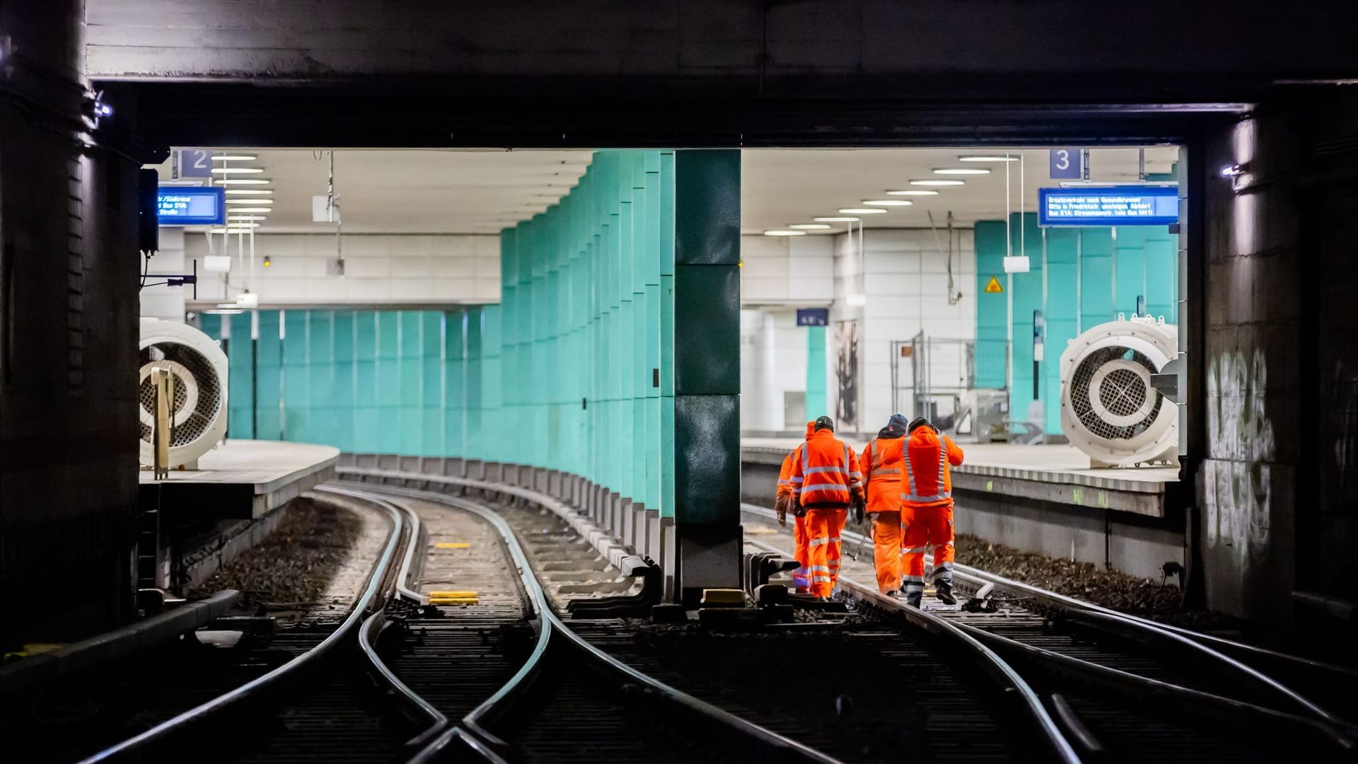 Baustelle im Nord-Süd-Tunnel der Berliner S-Bahn endet