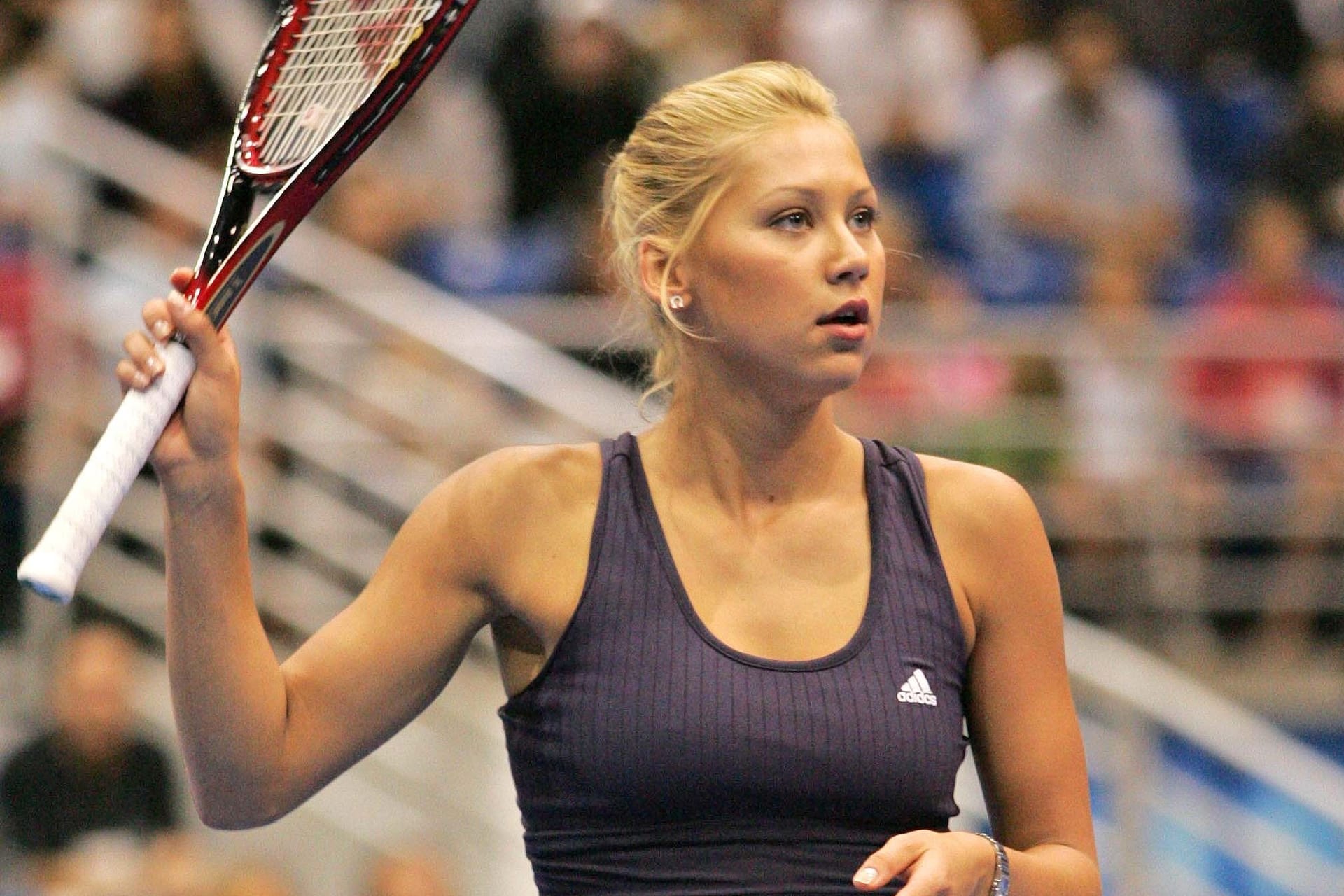 Anna Kournikova bei einem Auftritt 2004: Die frühere Tennisspielerin hält sich seit Jahren aus der Öffentlichkeit fern.