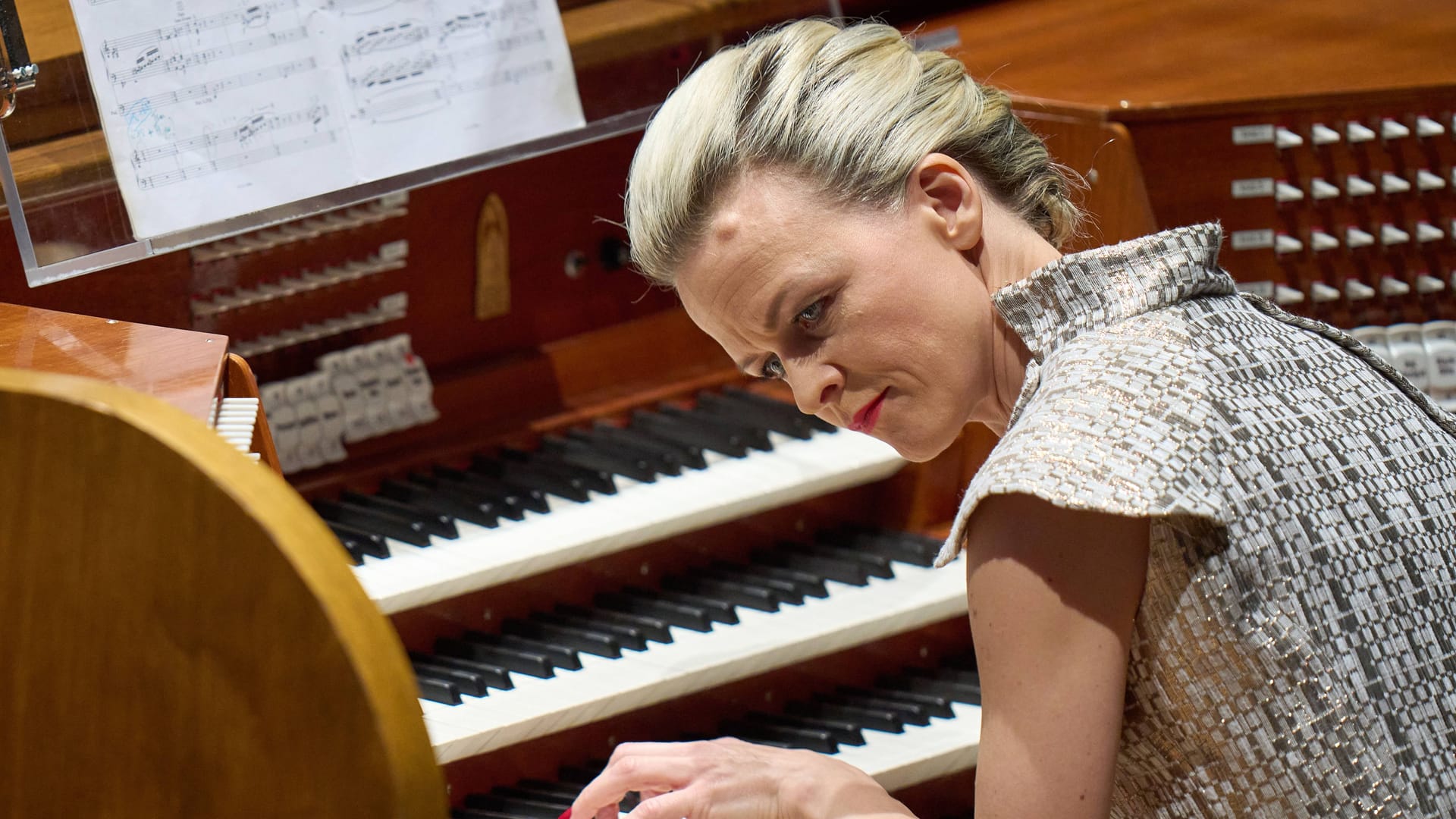 Die lettische Organistin Iveta Apkalna bei einem Konzert. (Archivbild)