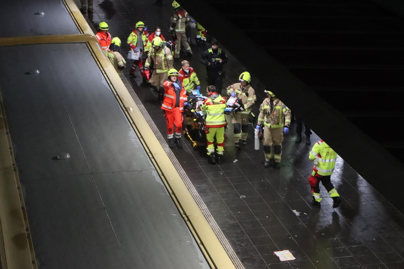 Unfall an der S-Bahn-Station Warschauer Straße in Berlin