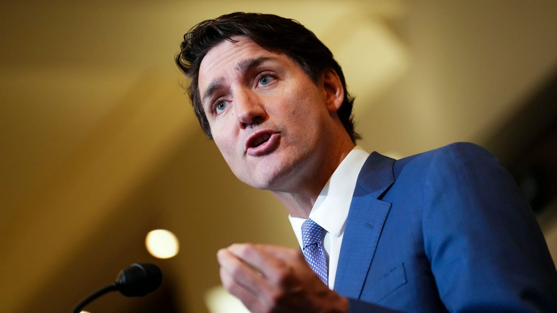 Justin Trudeau: Der kanadische Ministerpräsident will den US-Zöllen mit Gegenmaßnahmen begegnen.