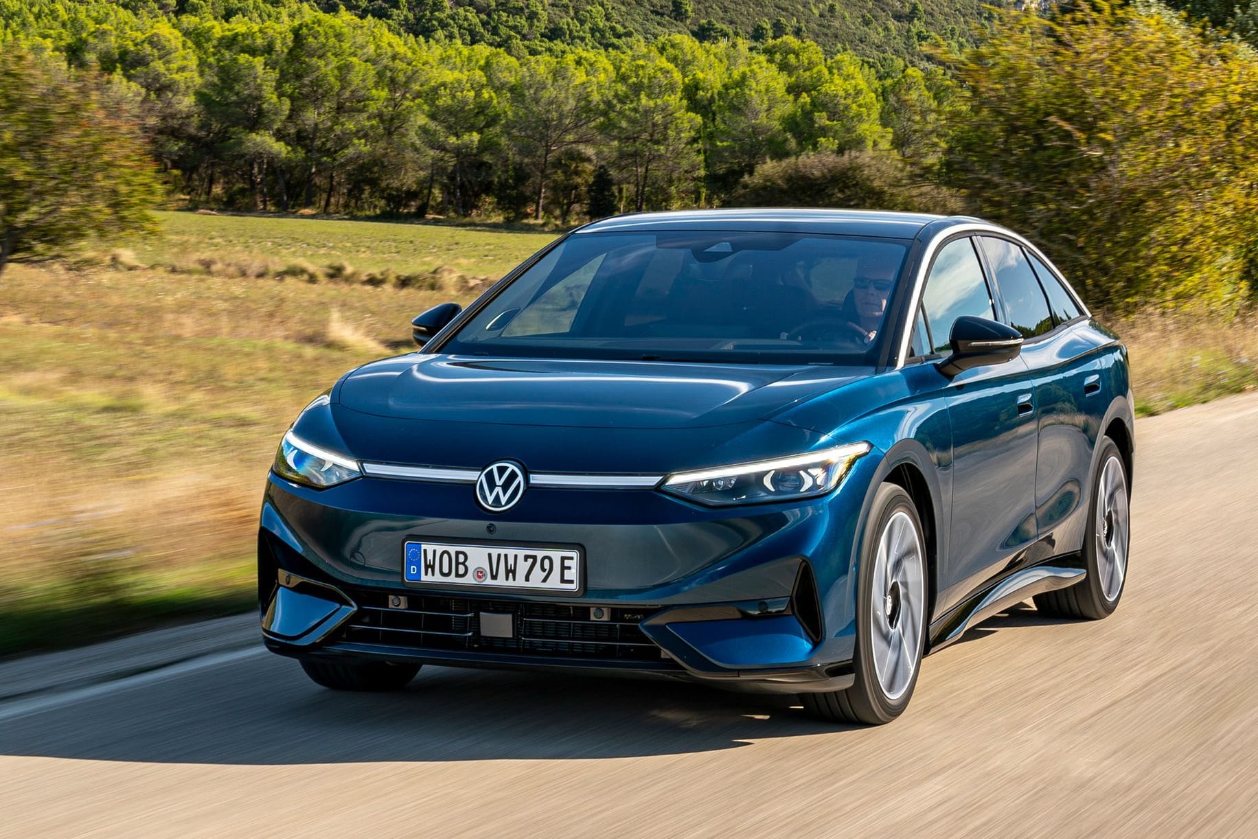 Familienauto mit Siegerqualitäten: Der VW ID.7 zeigt, dass Elektromobilität und Alltagstauglichkeit kein Widerspruch sind – und setzt mit Bestnoten Maßstäbe.