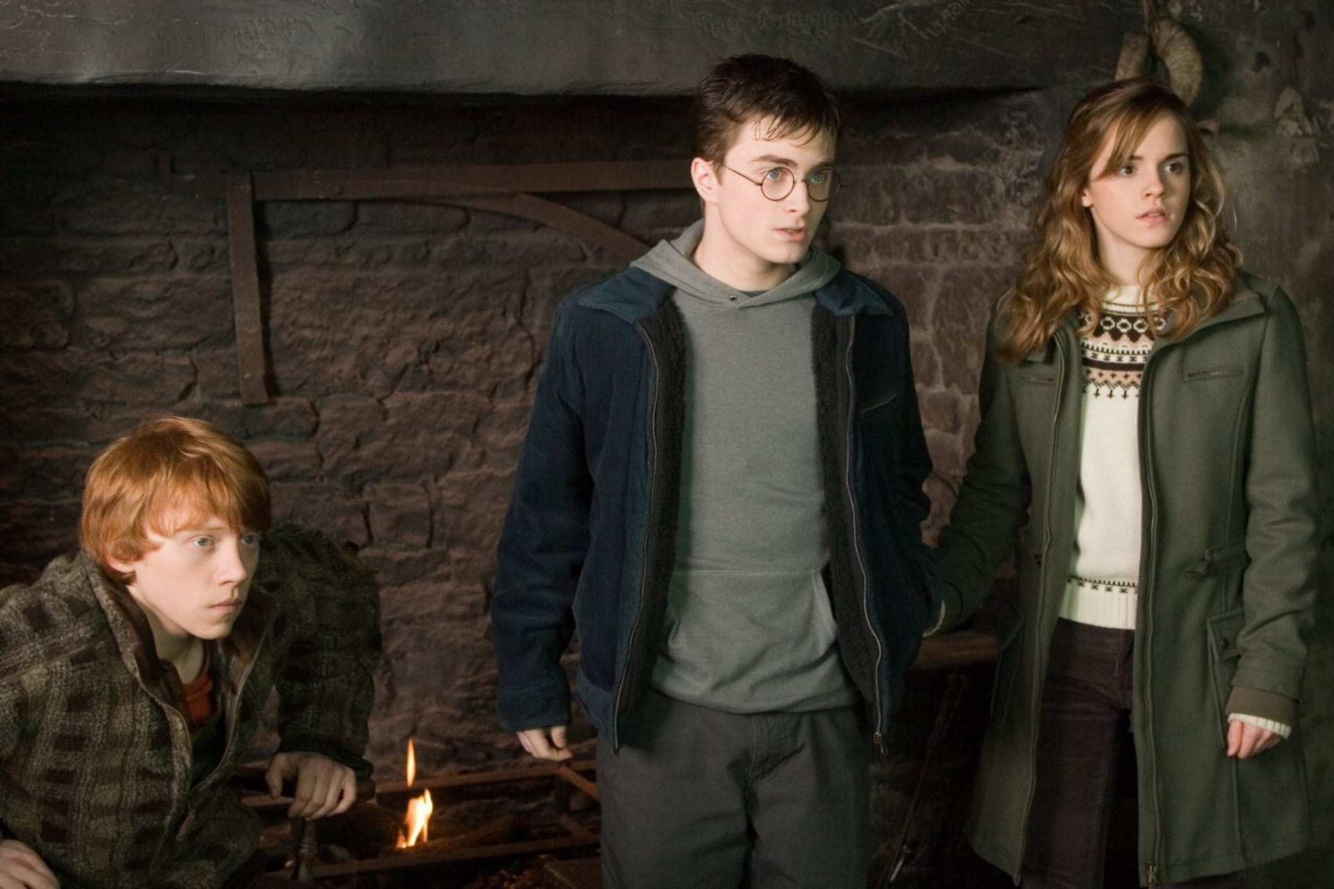 Harry Potter und der Orden des Phönix UK USA 2007 Ronald Weasley (RUPERT GRINT), Harry Potter (DANIEL RADCLIFFE) and Hermine Granger (EMMA WATSON) UnitedArchives96784