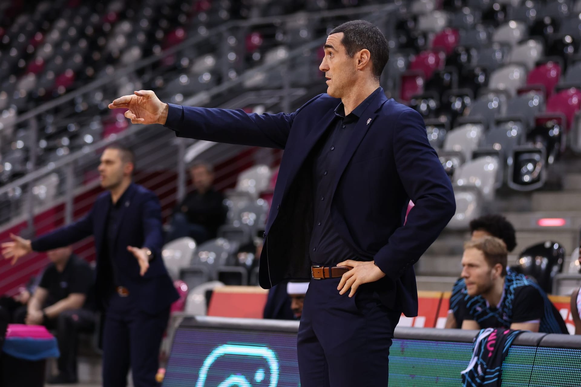 Telekom Baskets Bonn - Hapoel Holon