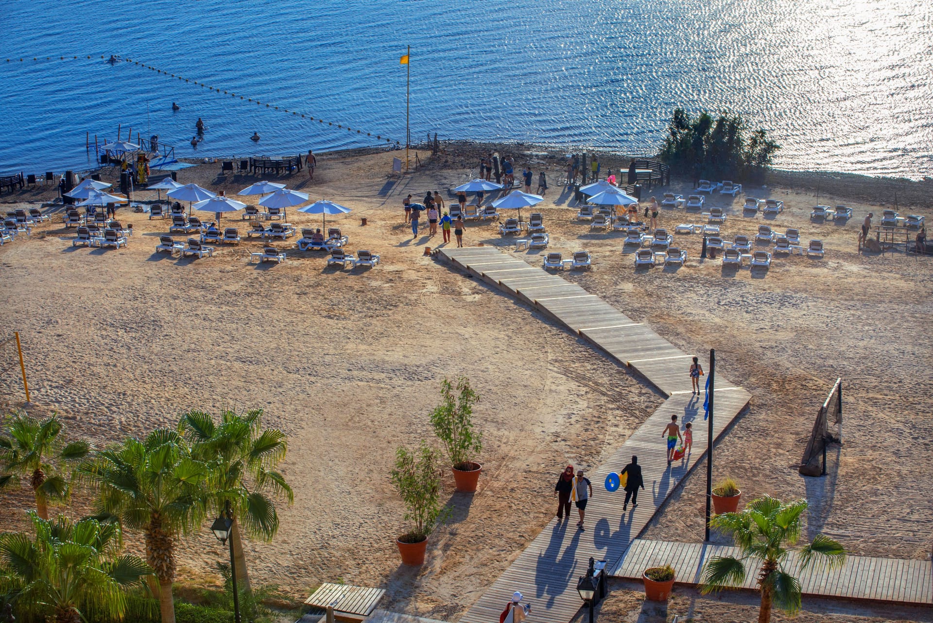 In Jordanien gilt das Tote Meer immer noch als Touristenattraktion.