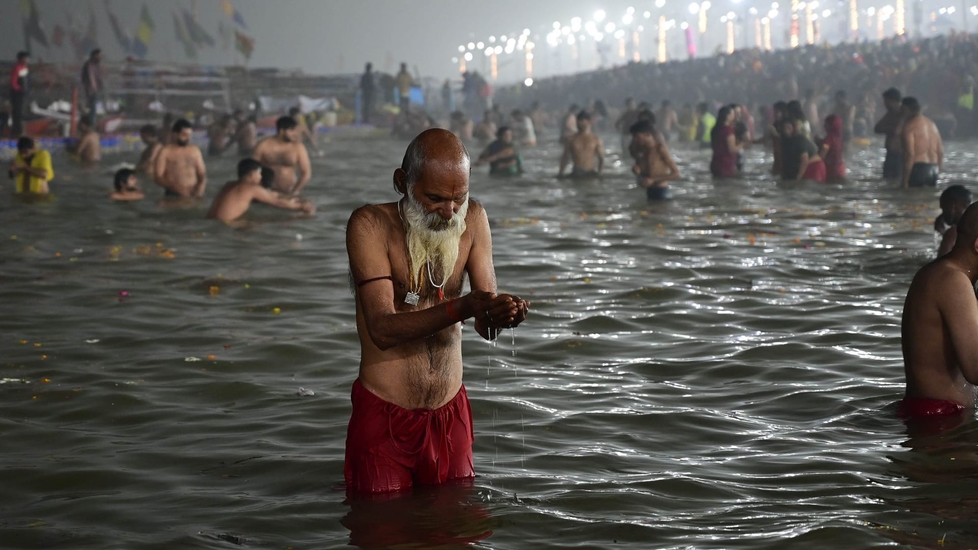 Hinduistisches Maha Kumbh Fest in Indien