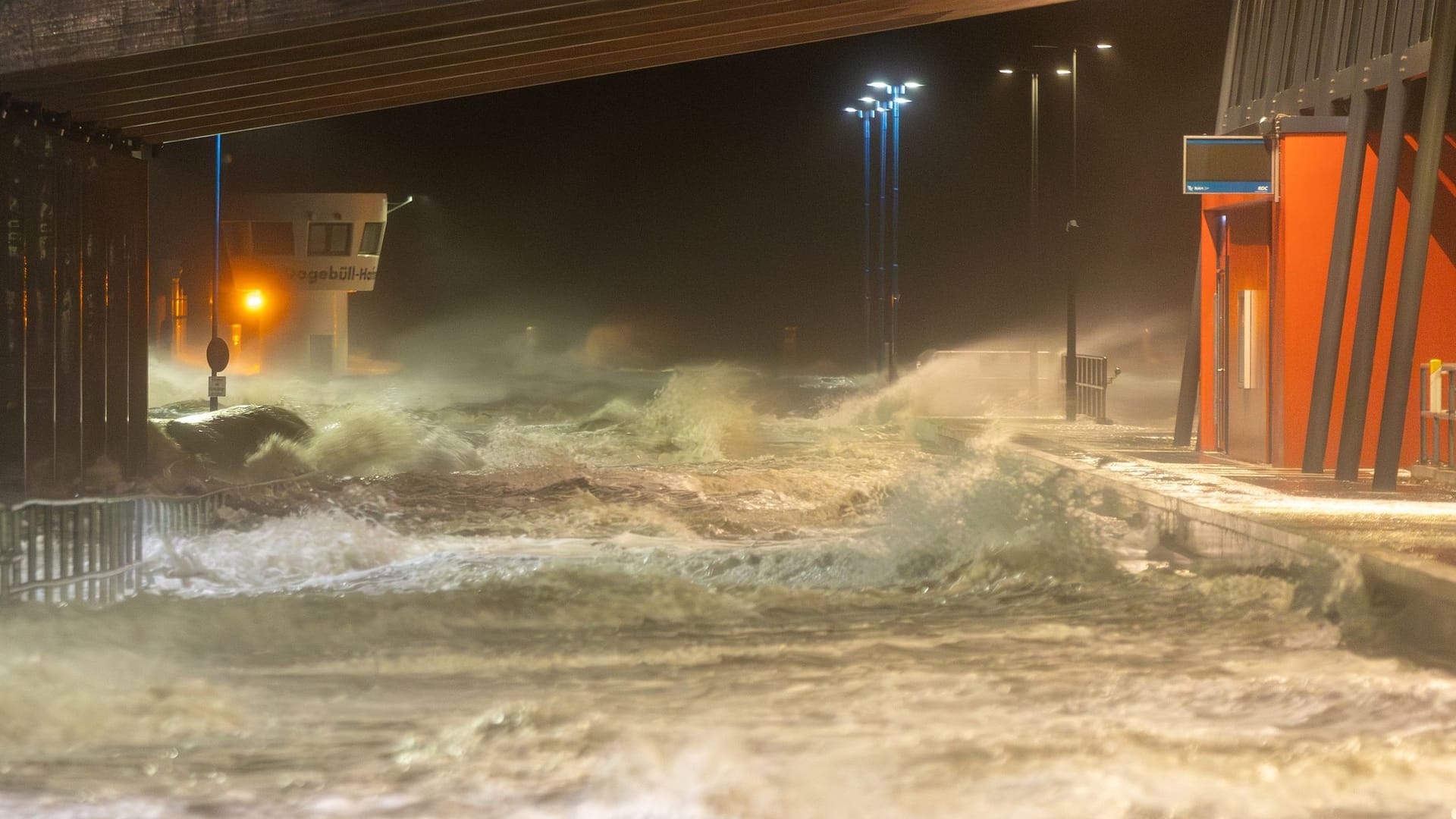 Sturmflut an der Nordseeküste