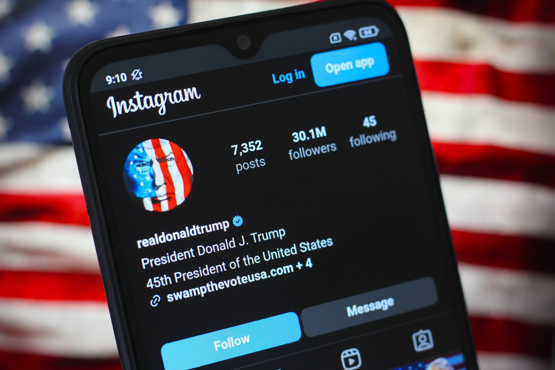 Instagram: Donald Trump hat als Präsident zwei Accounts - seinen privaten sowie den offiziellen POTUS-Account.