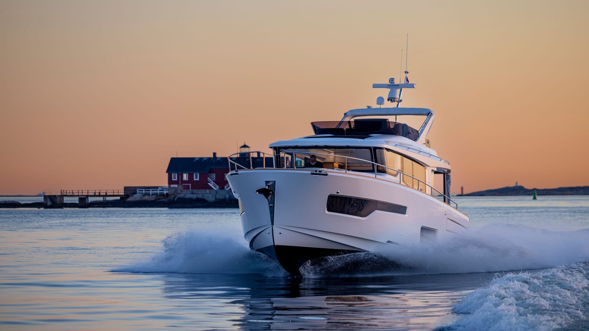 Sieger Motoryachten bis 18 Meter: Nimbus 495 Fly.