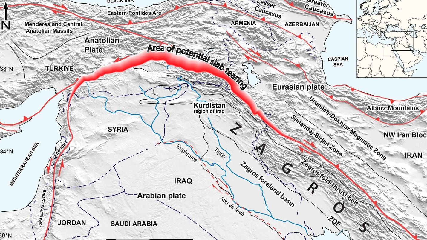 Der Riss scheint sich von der Türkei in Richtung Irak auszubreiten: Es sei "wie wenn ein Blatt vom Kalender abgerissen wird", sagen die Forscher.