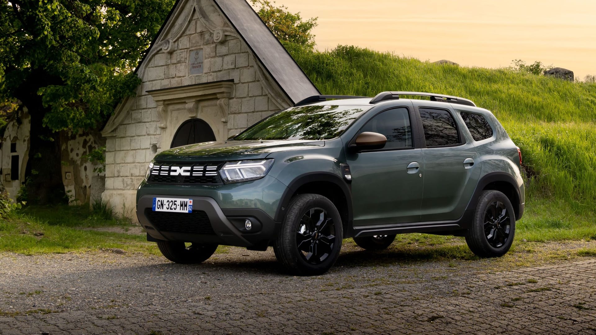 Der alte Dacia Duster: Das preiswerte Einstiegsmodell kann bei Sicherheit und Technik nicht mehr mithalten.