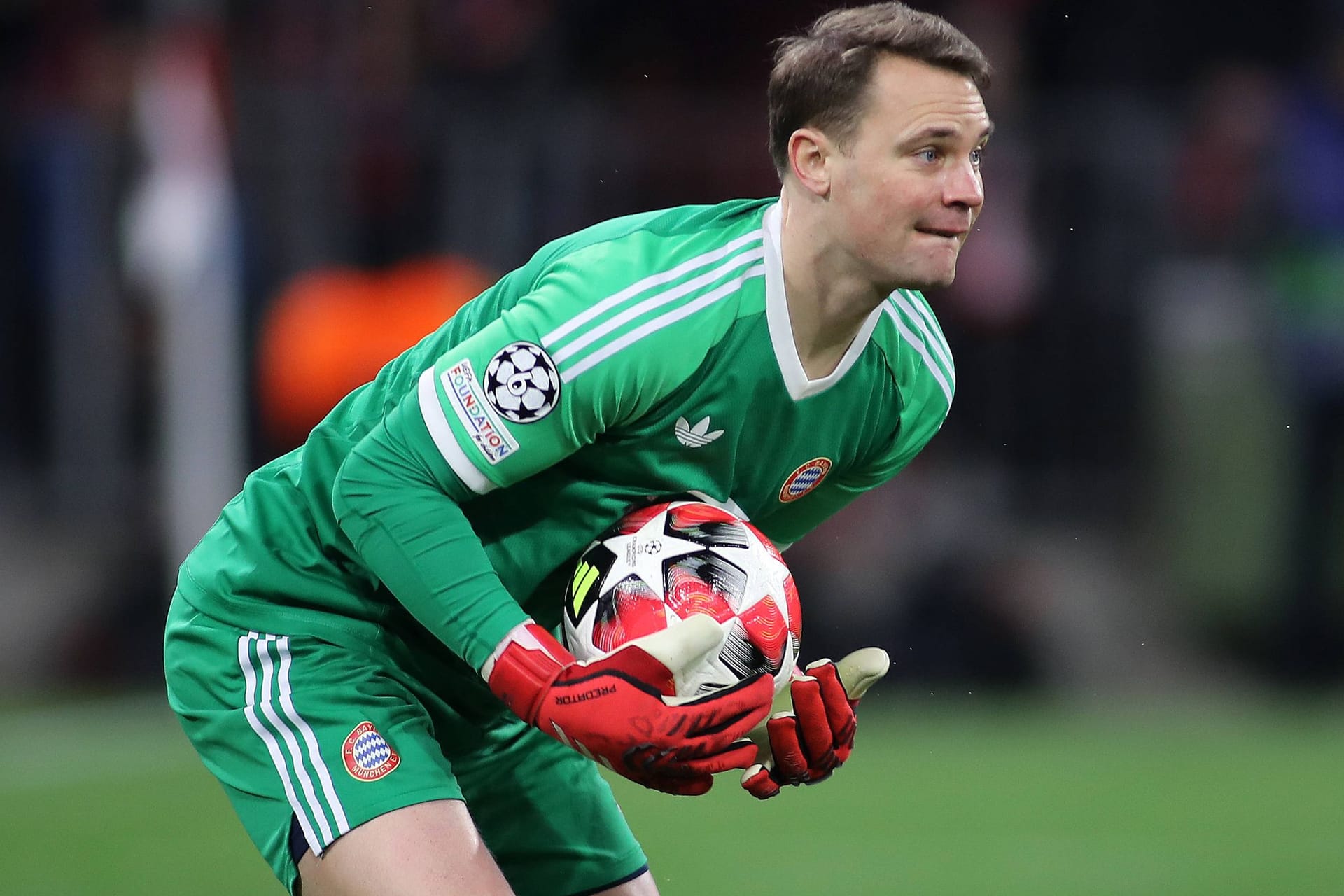 Manuel Neuer: Der Torwart steht mit dem FC Bayern in der Zwischenrunde der Champions League.