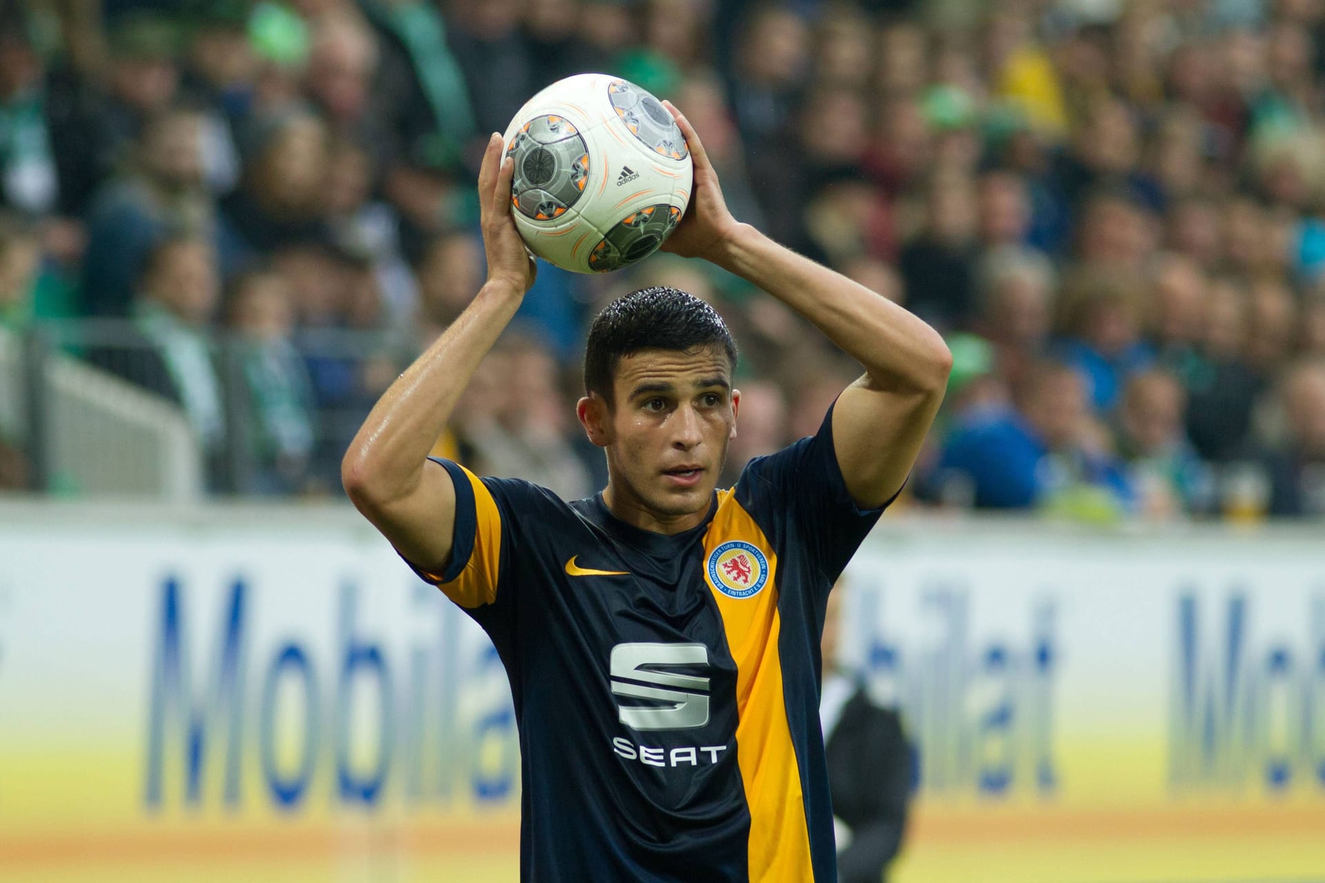 Einst trug er das Trikot von Eintracht Braunschweig (Archivbild): Omar Elabdellaoui beendet seine aktive Profikarriere.