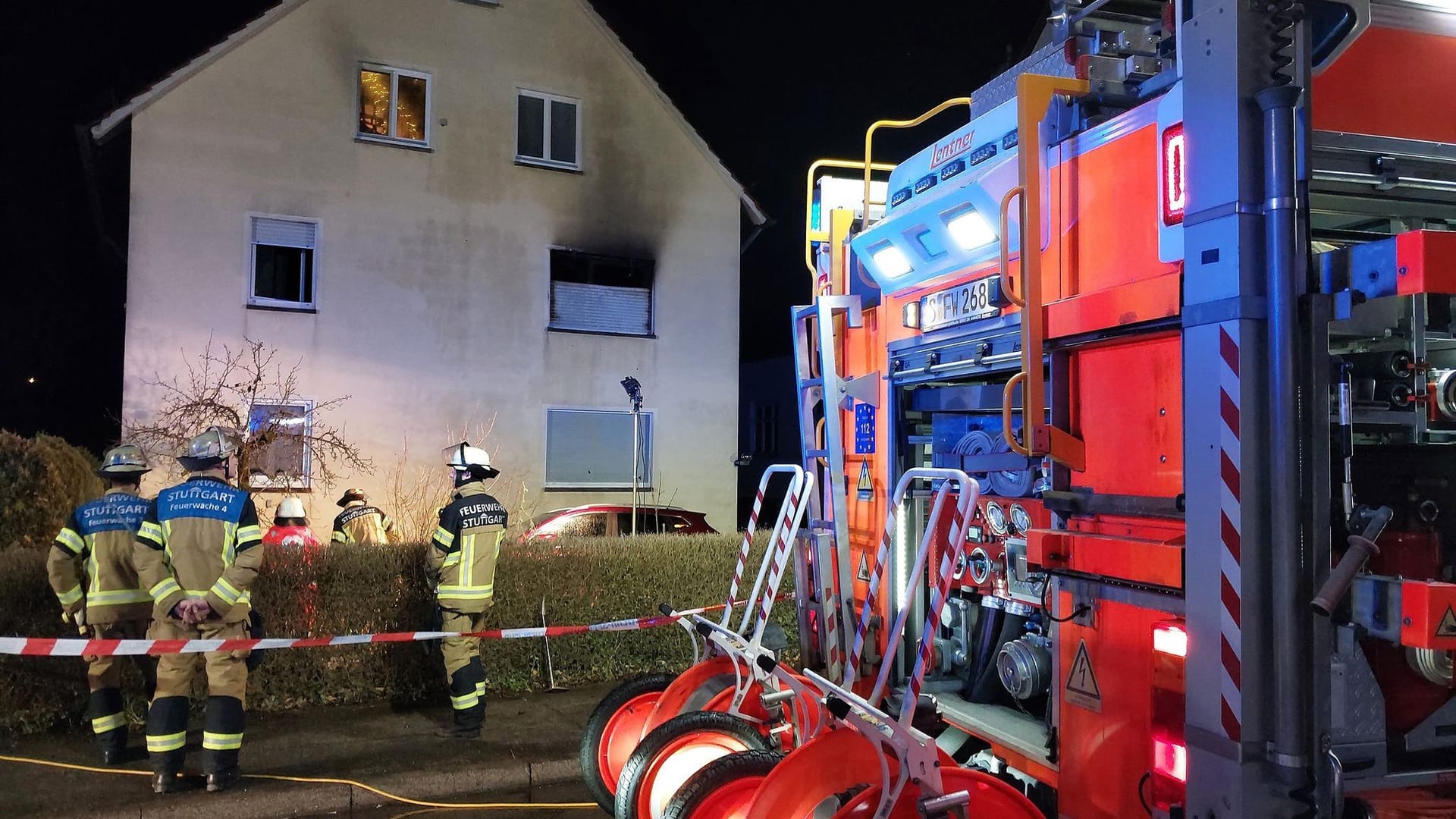 Wohnungsbrand in Stuttgarter Mehrfamilienhaus