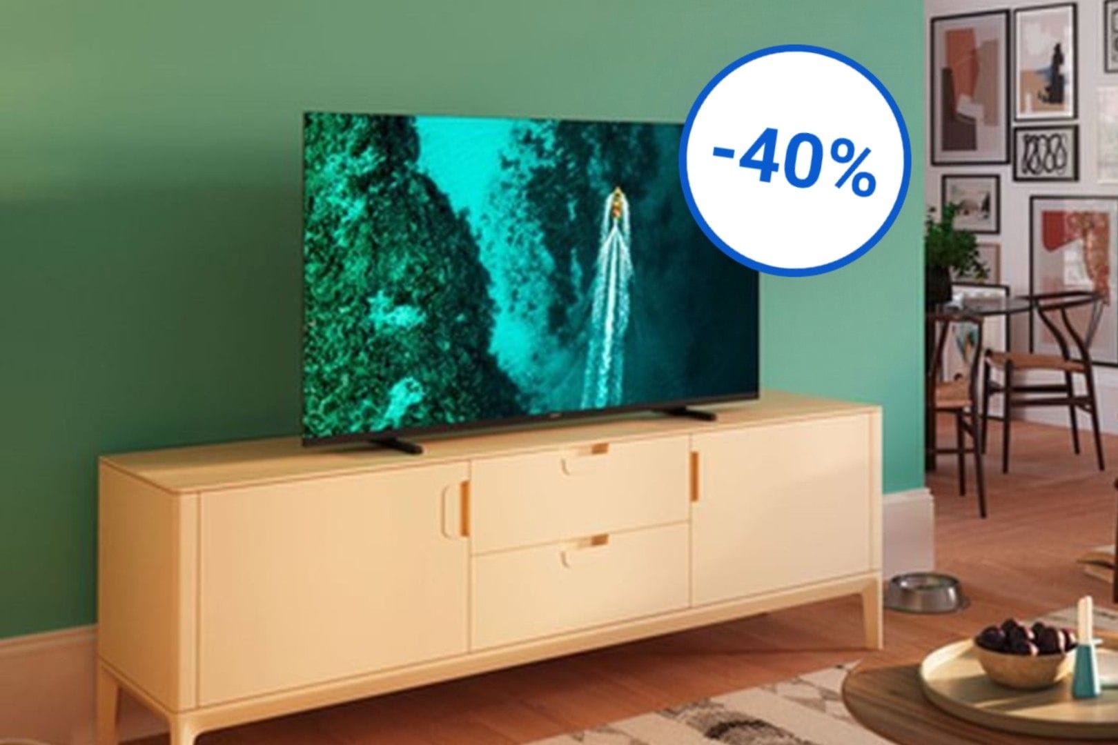 Preisrekord bei Aldi: Der Discounter verkauft einen 4K-Fernseher von Philips so günstig wie nie zuvor.