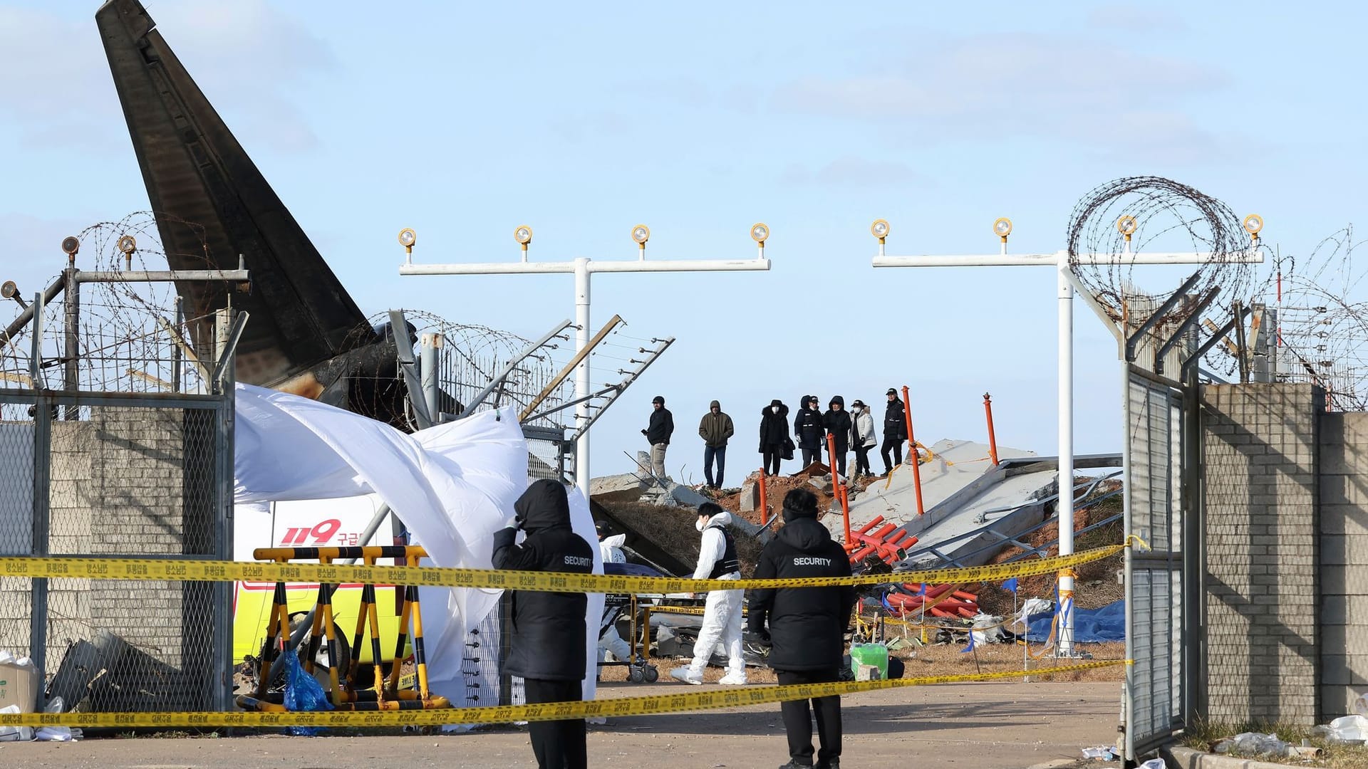 Verunglücktes Passagierflugzeug in Südkorea