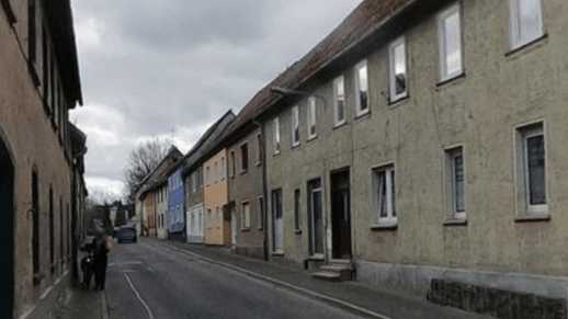 Friedrichstraße 7 in Blankenhain (rechts): Diese Adresse wurde bei der Millionenspende angegeben.