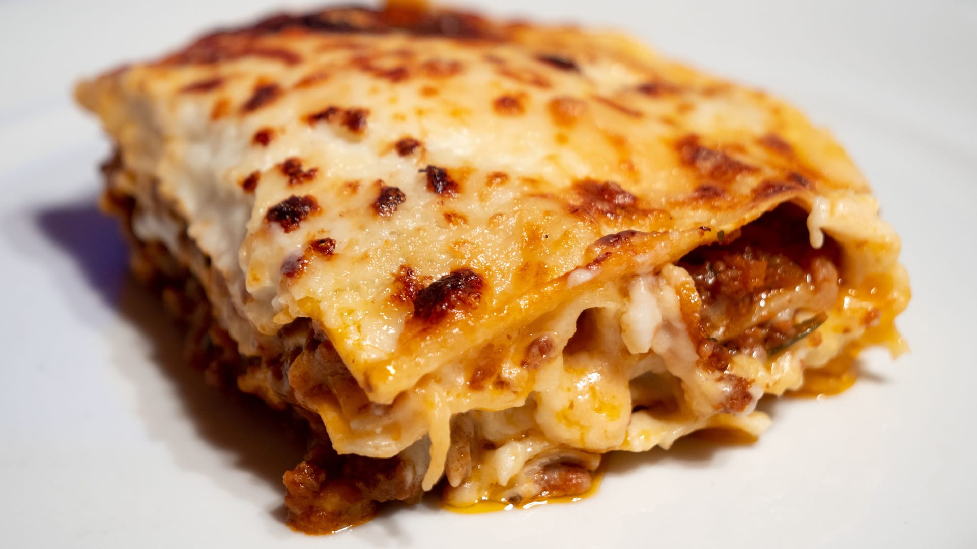 Da läuft einem das Wasser im Munde zusammen: Lasagne alla Bolognese.