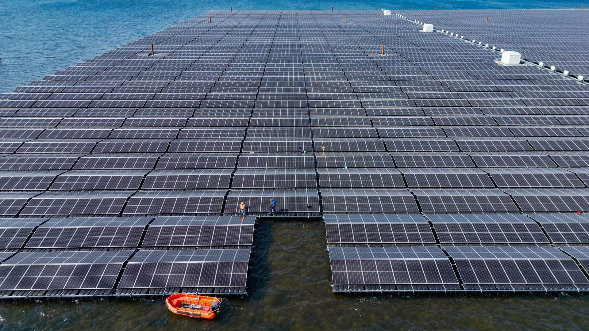 Schwimmende Photovoltaik-Anlagen