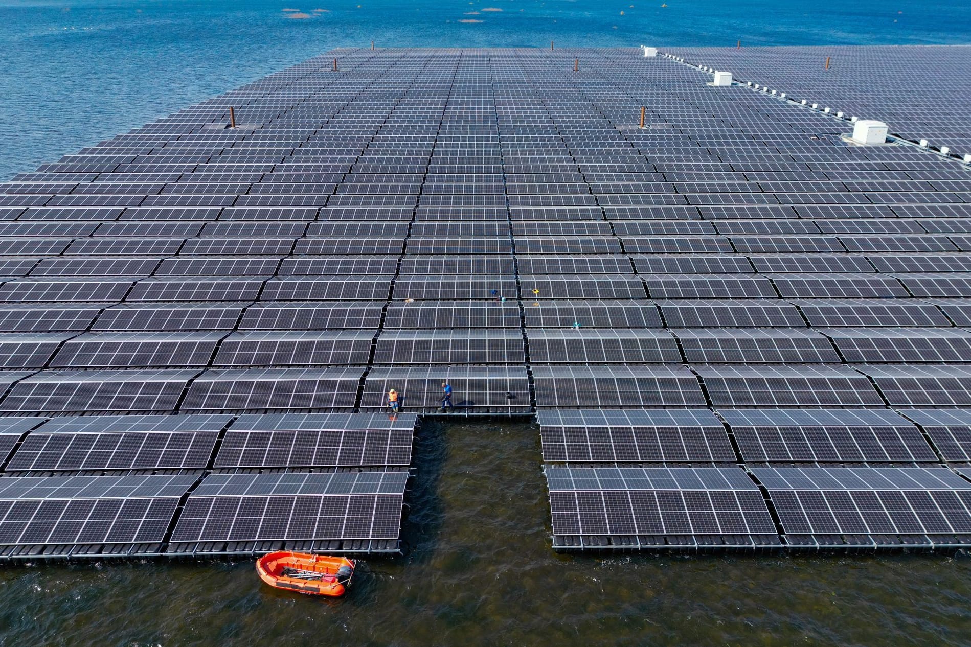 Schwimmende Photovoltaik-Anlagen